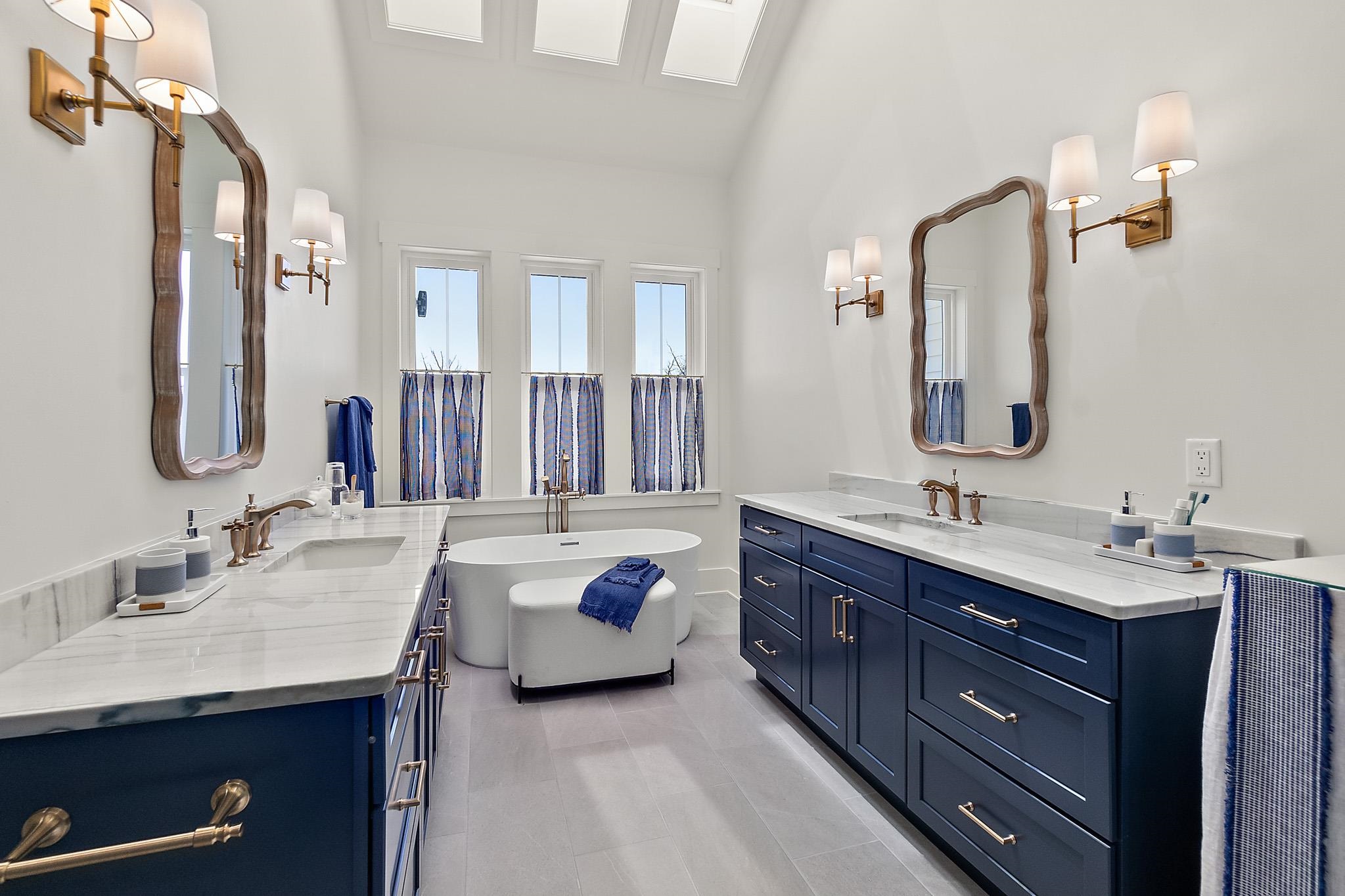 Image 32 of 100 For 214 Pelican Reef Dr