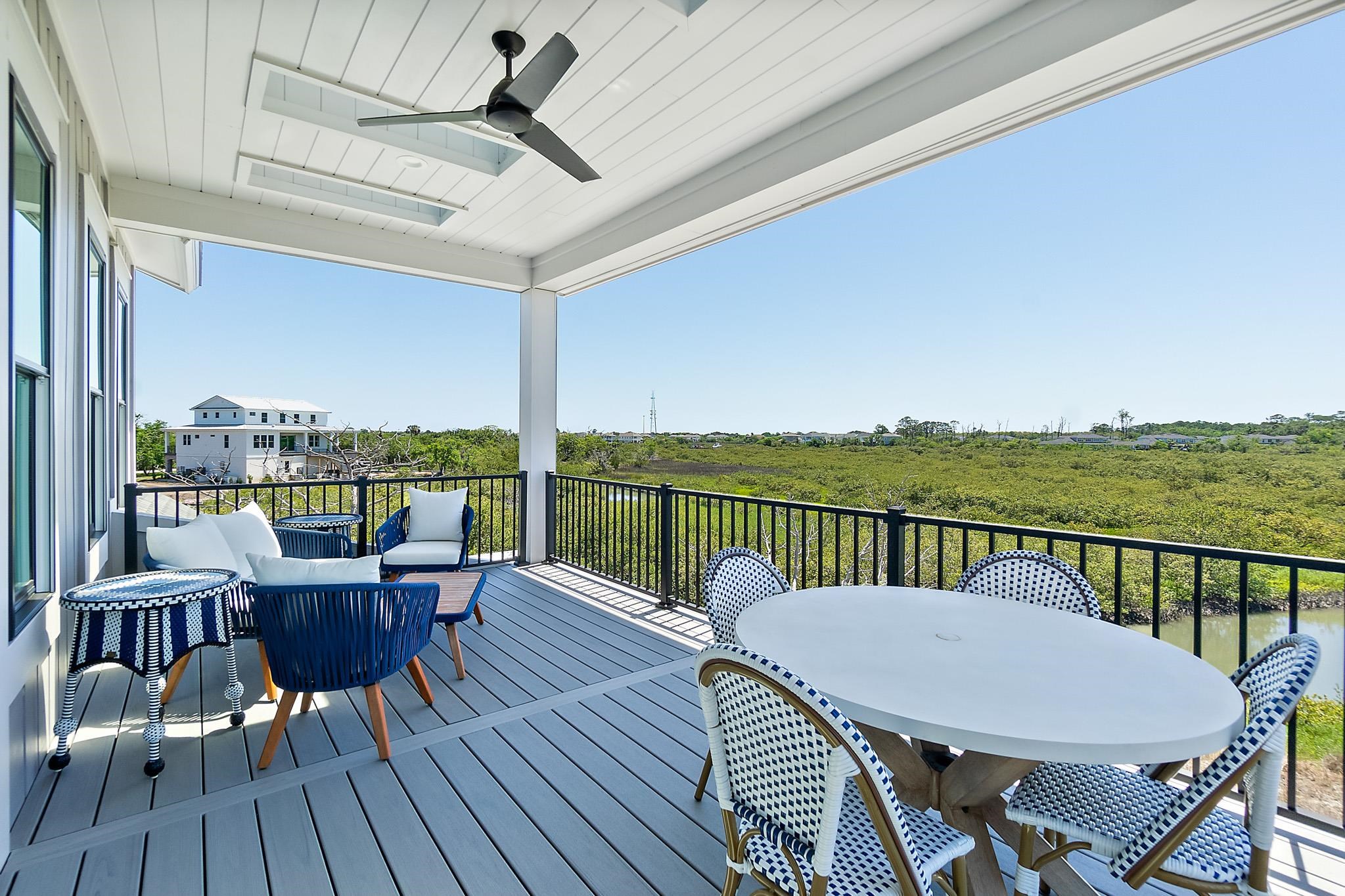 Image 48 of 100 For 214 Pelican Reef Dr