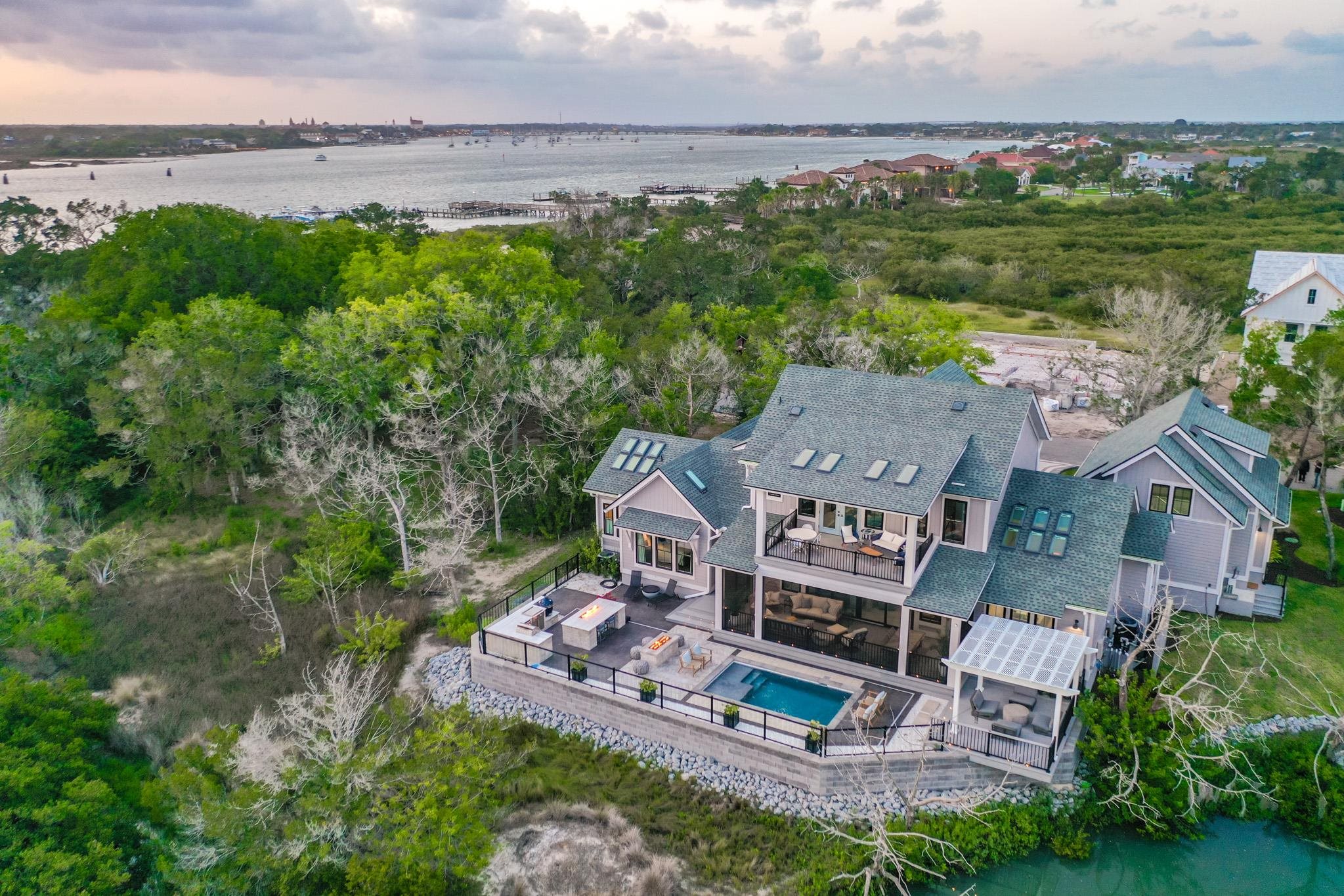 Image 78 of 100 For 214 Pelican Reef Dr