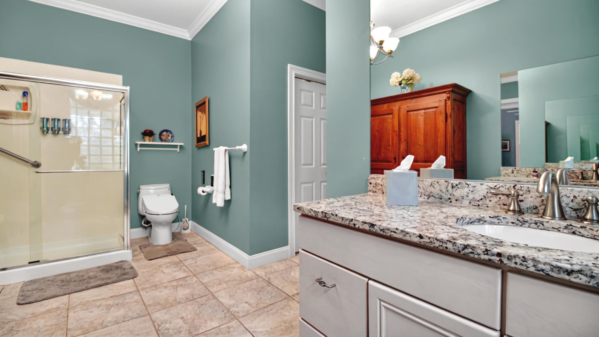 Image 14 of 24 For 228 Bluebird Ln