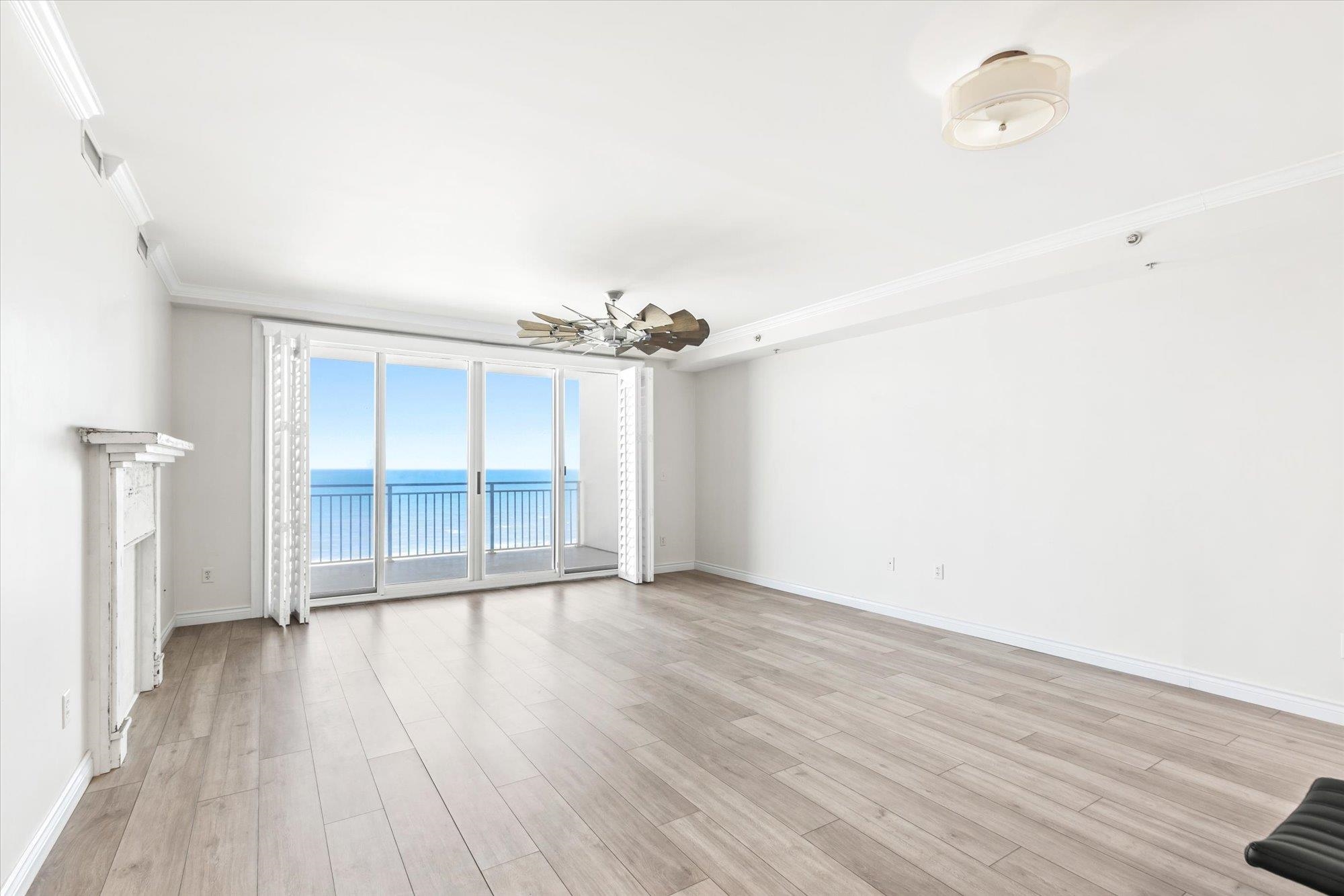 Image 11 of 52 For 1415 1st St N 803