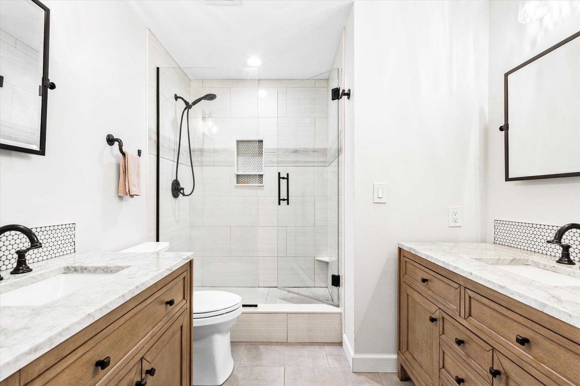 Image 21 of 52 For 1415 1st St N 803