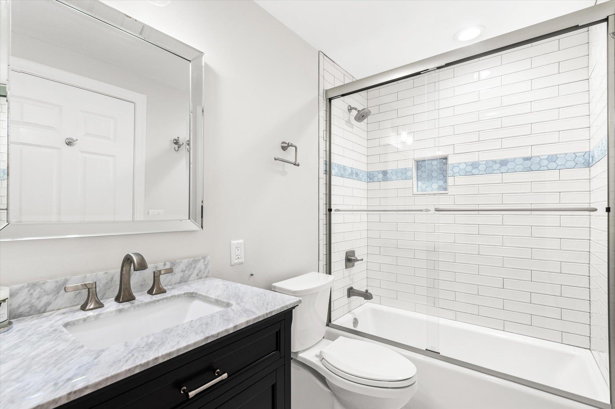 Image 29 of 52 For 1415 1st St N 803
