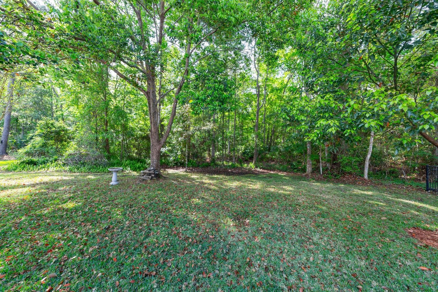 Image 32 of 56 For 1468 Barrington Cir