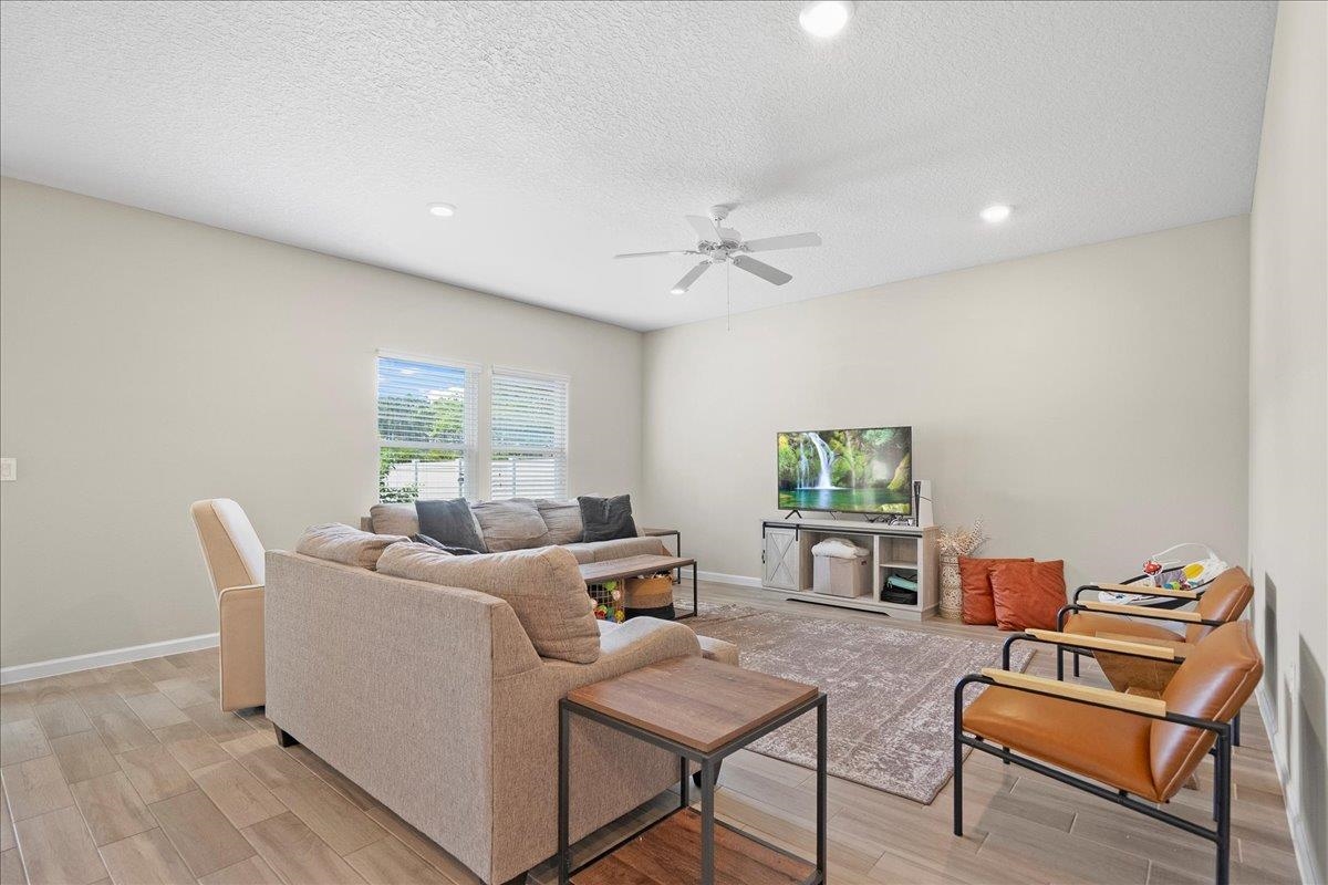 Image 10 of 49 For 34 Anguilla Blvd