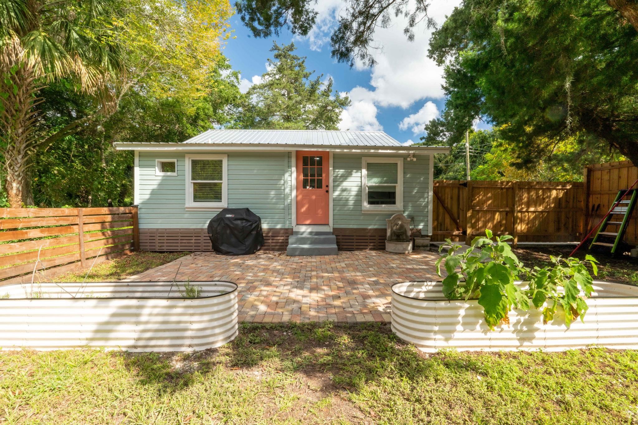 Image 39 of 39 For 635 Madeore St