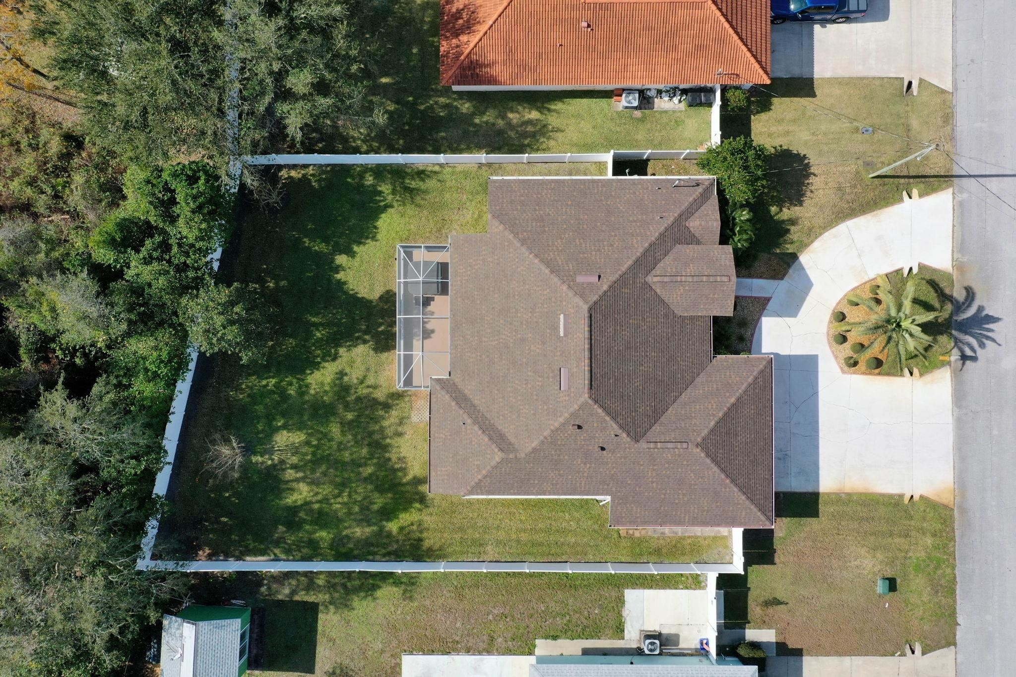 Image 3 of 53 For 11 Firethorn Ln