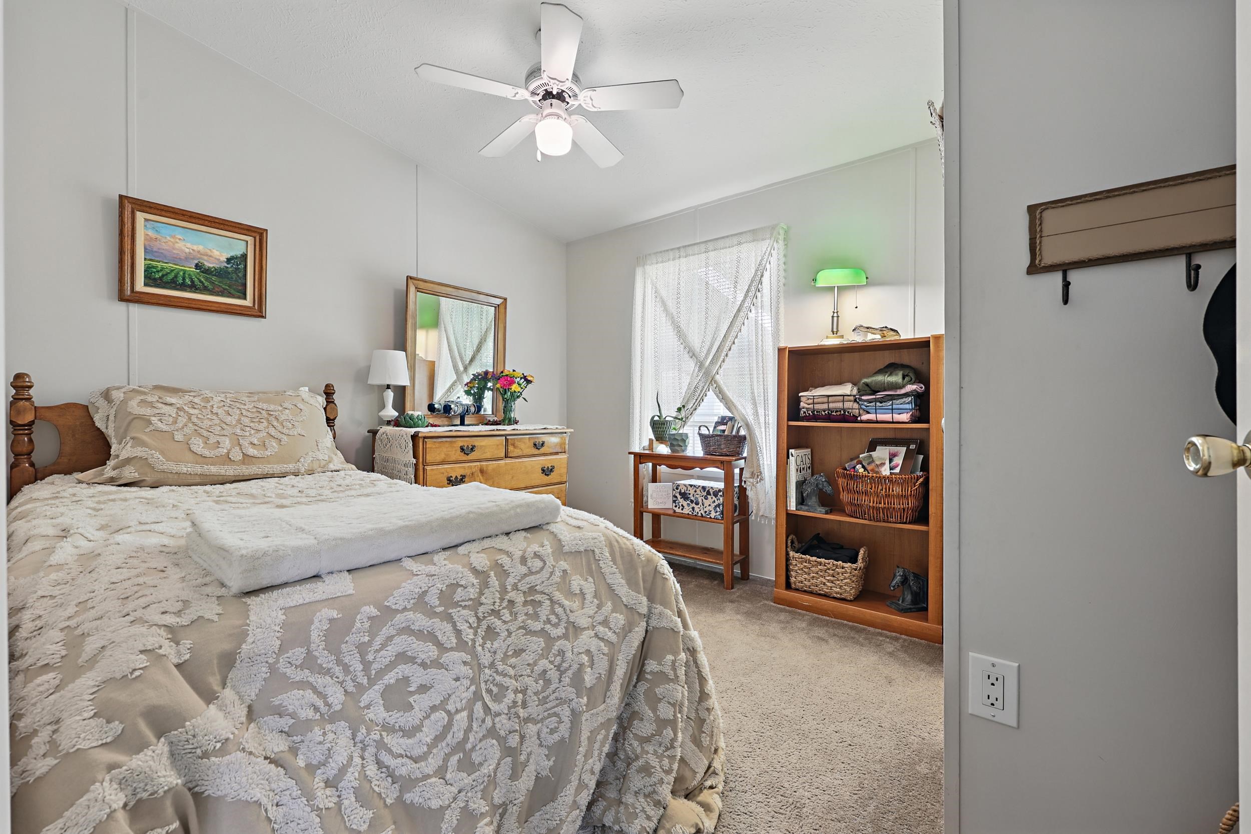 Image 29 of 52 For 9700 Deep Creek Blvd W