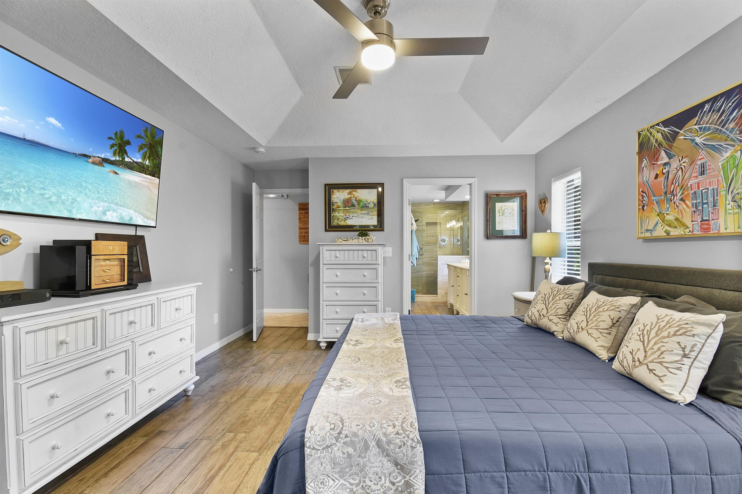 Image 18 of 60 For 123 Whispering Oaks Cir