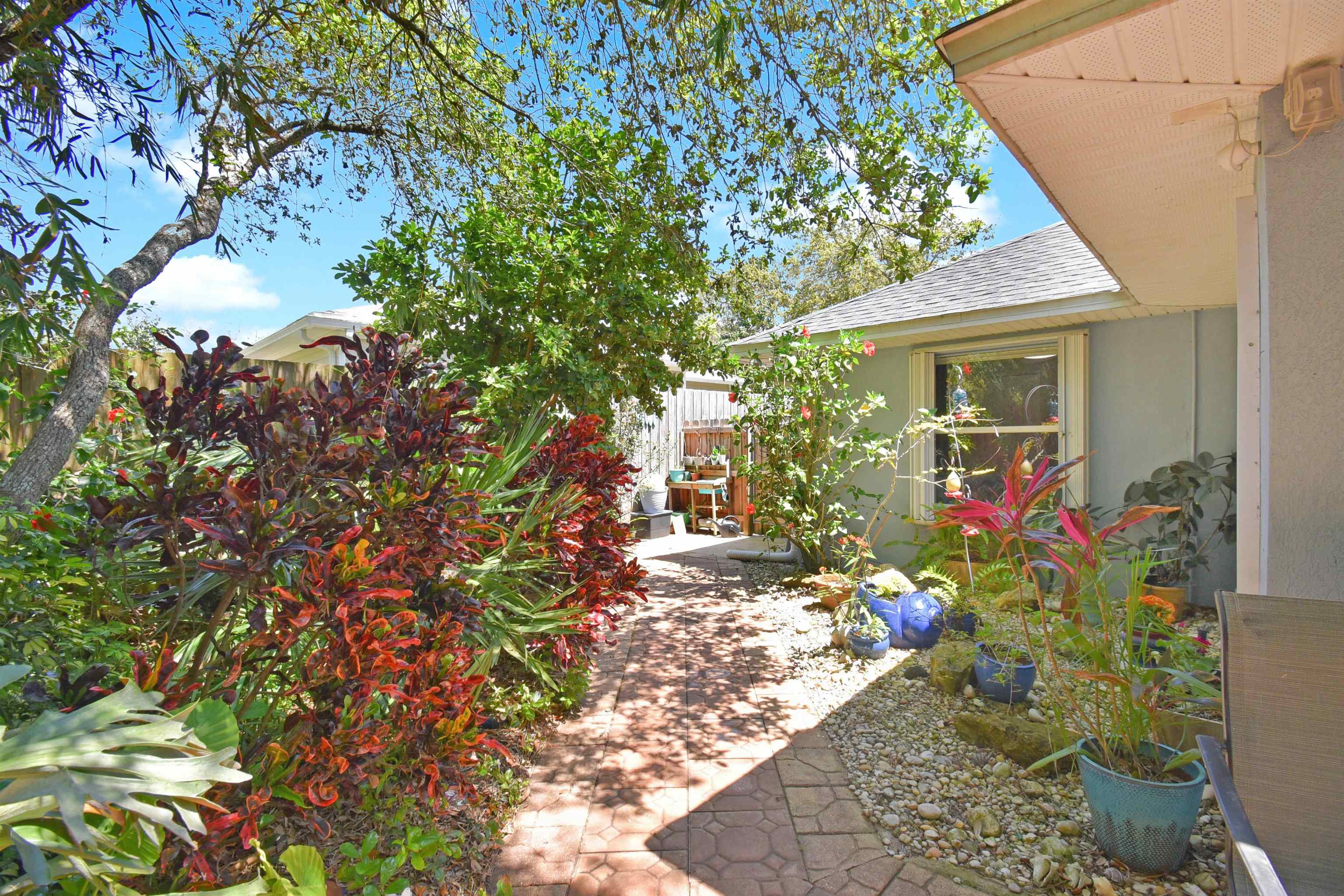 Image 46 of 60 For 123 Whispering Oaks Cir