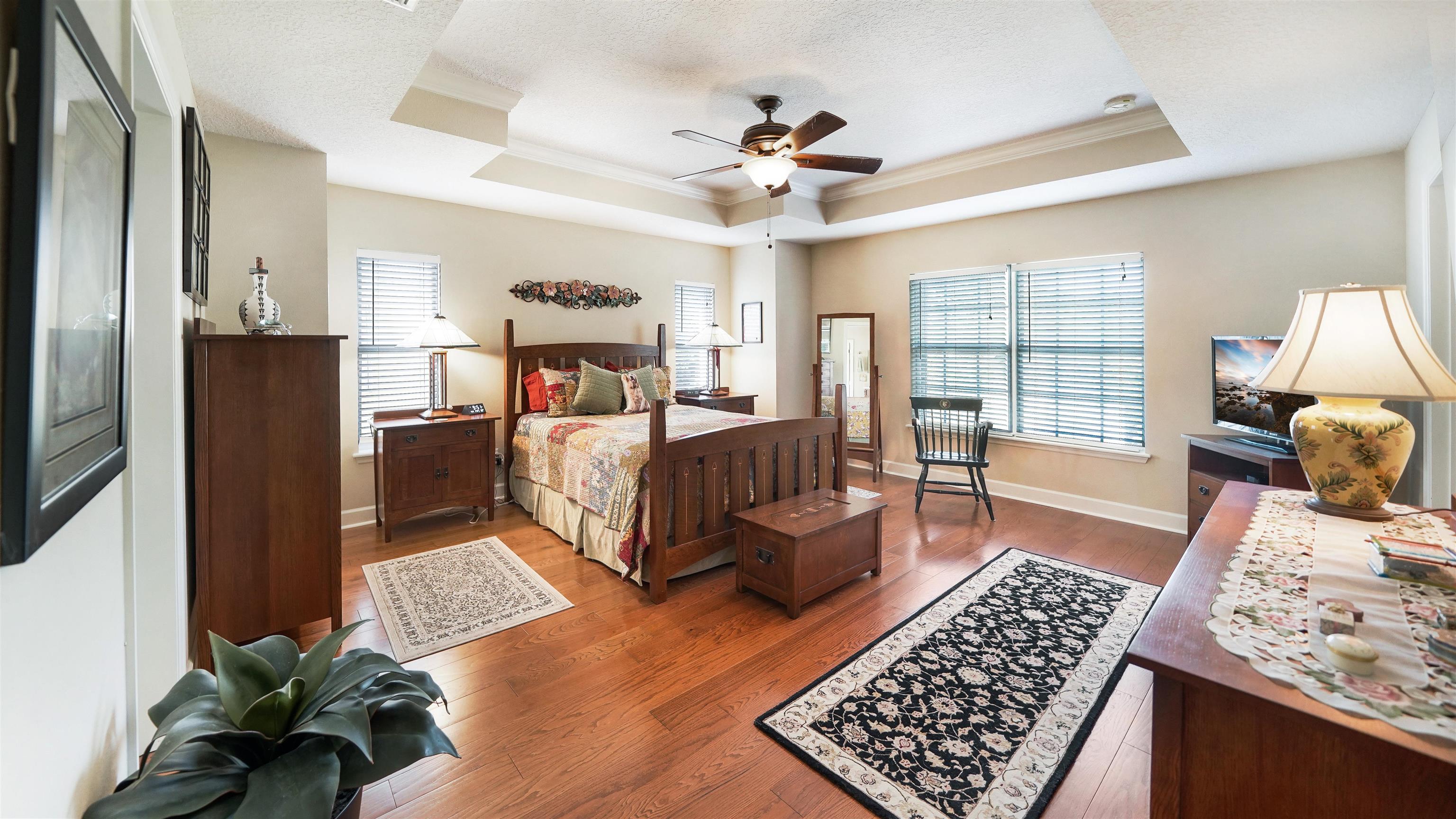 Image 18 of 41 For 944 Saltwater Cir