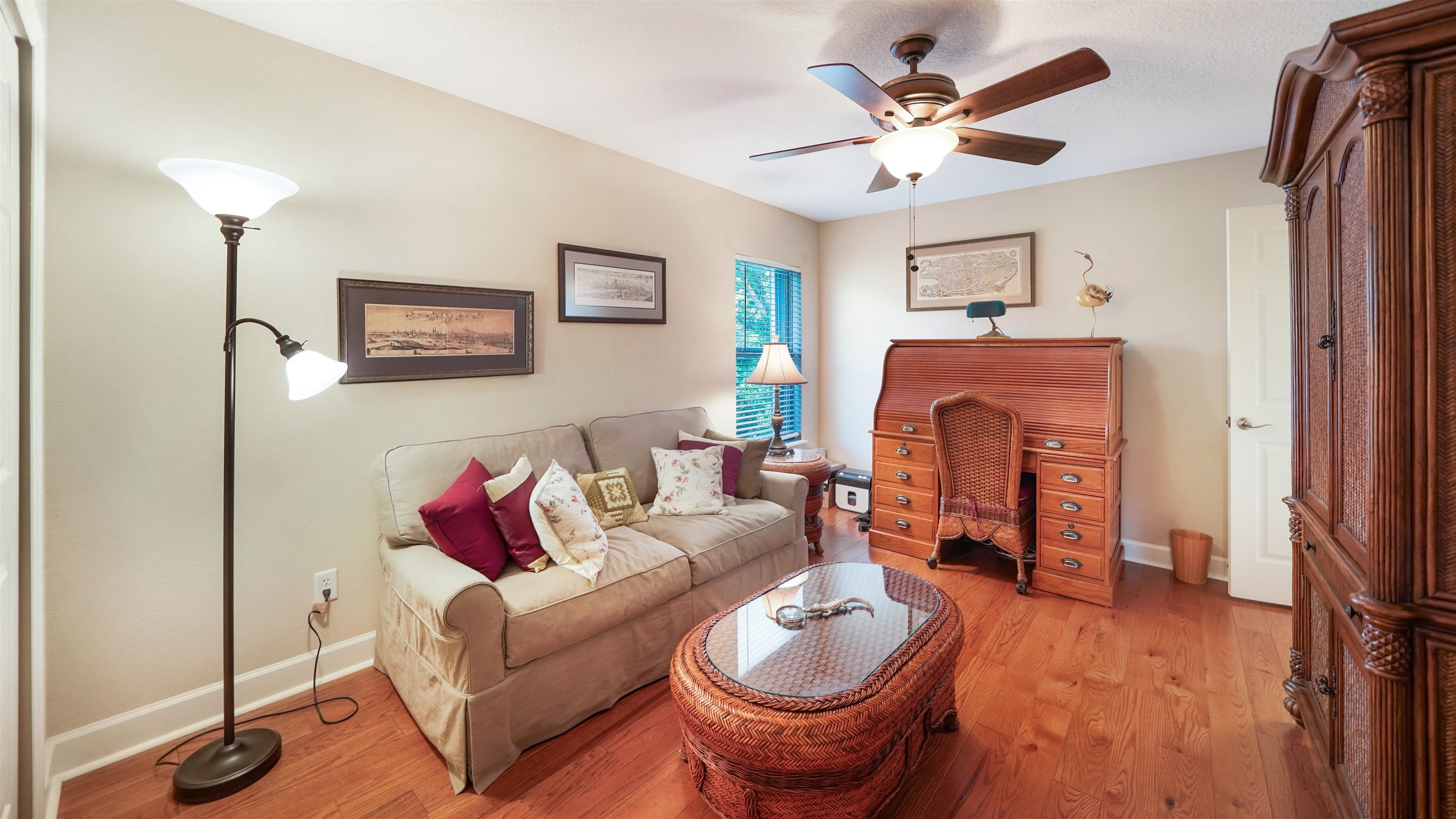 Image 30 of 41 For 944 Saltwater Cir