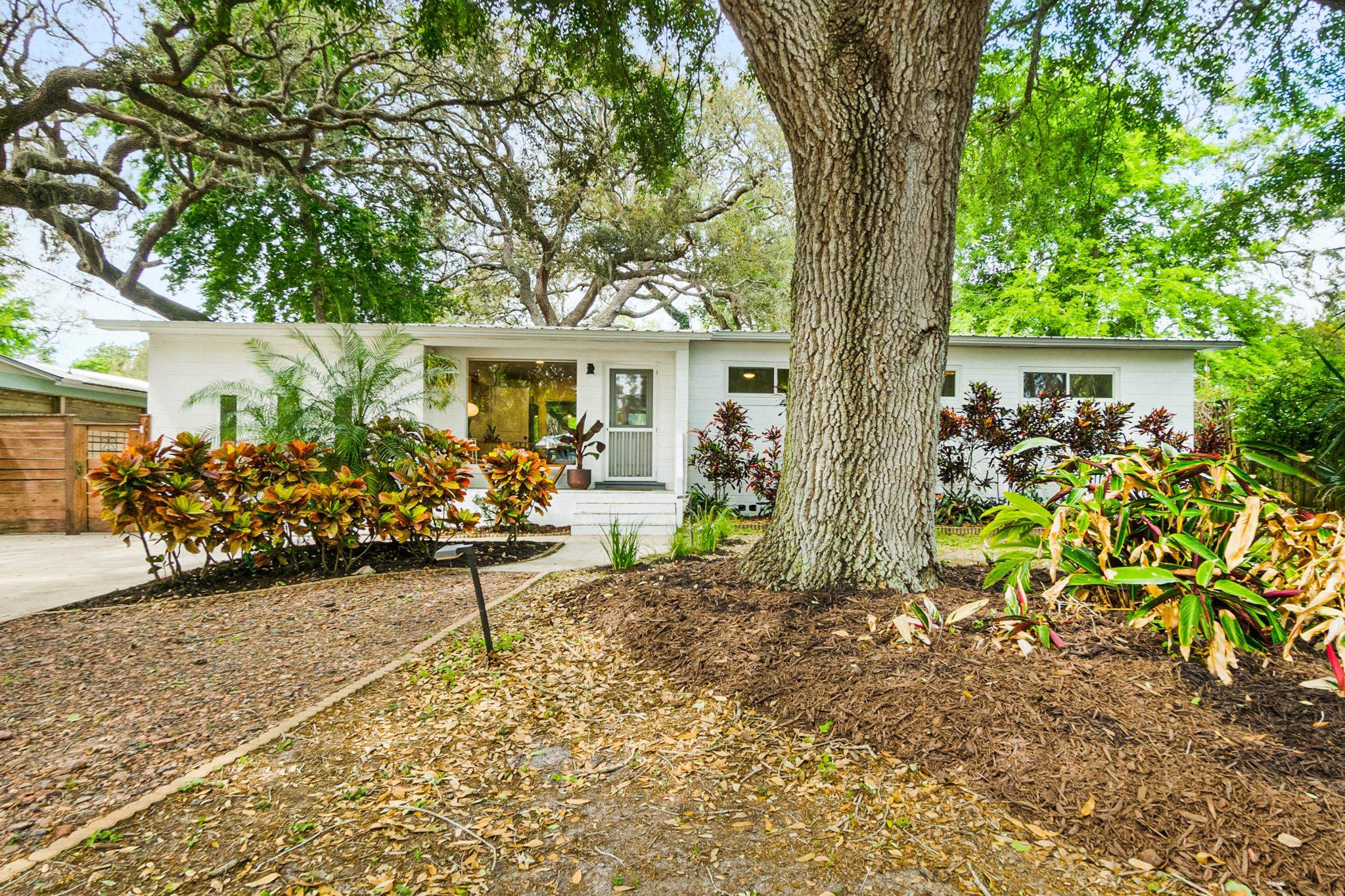 Image 62 of 69 For 11 Madeira Dr