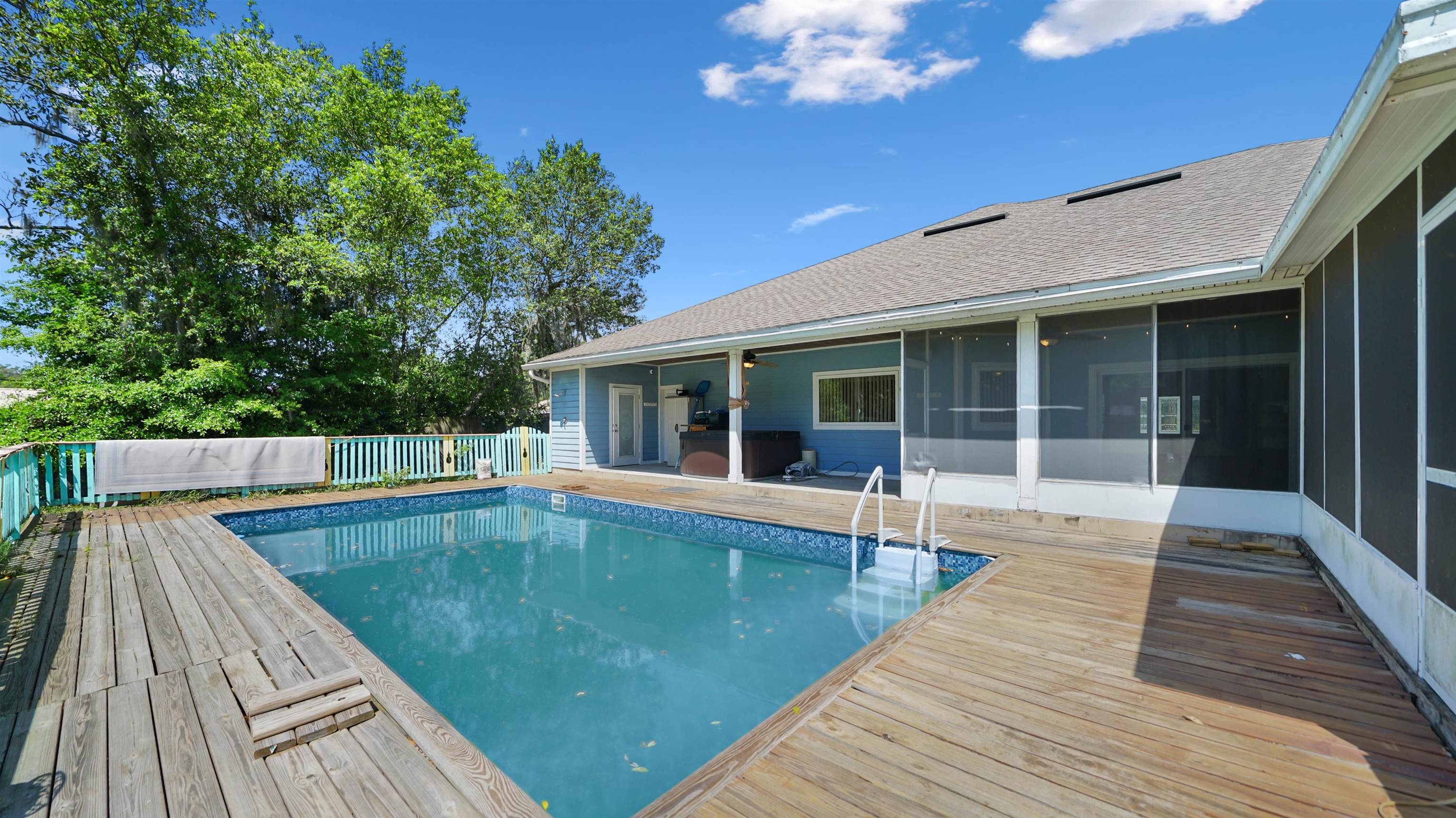 Image 33 of 52 For 2129 Diana Dr