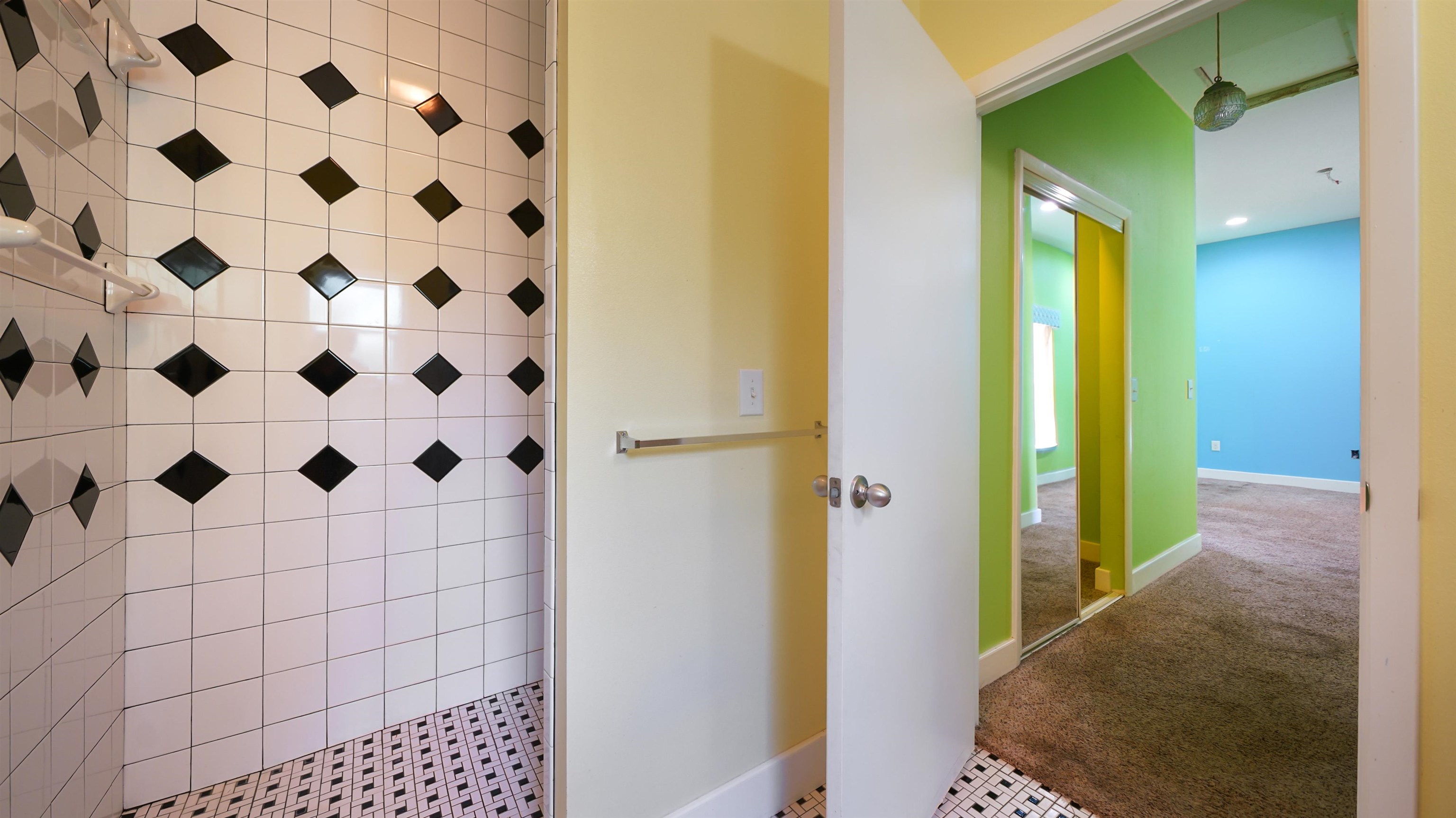 Image 43 of 52 For 2129 Diana Dr