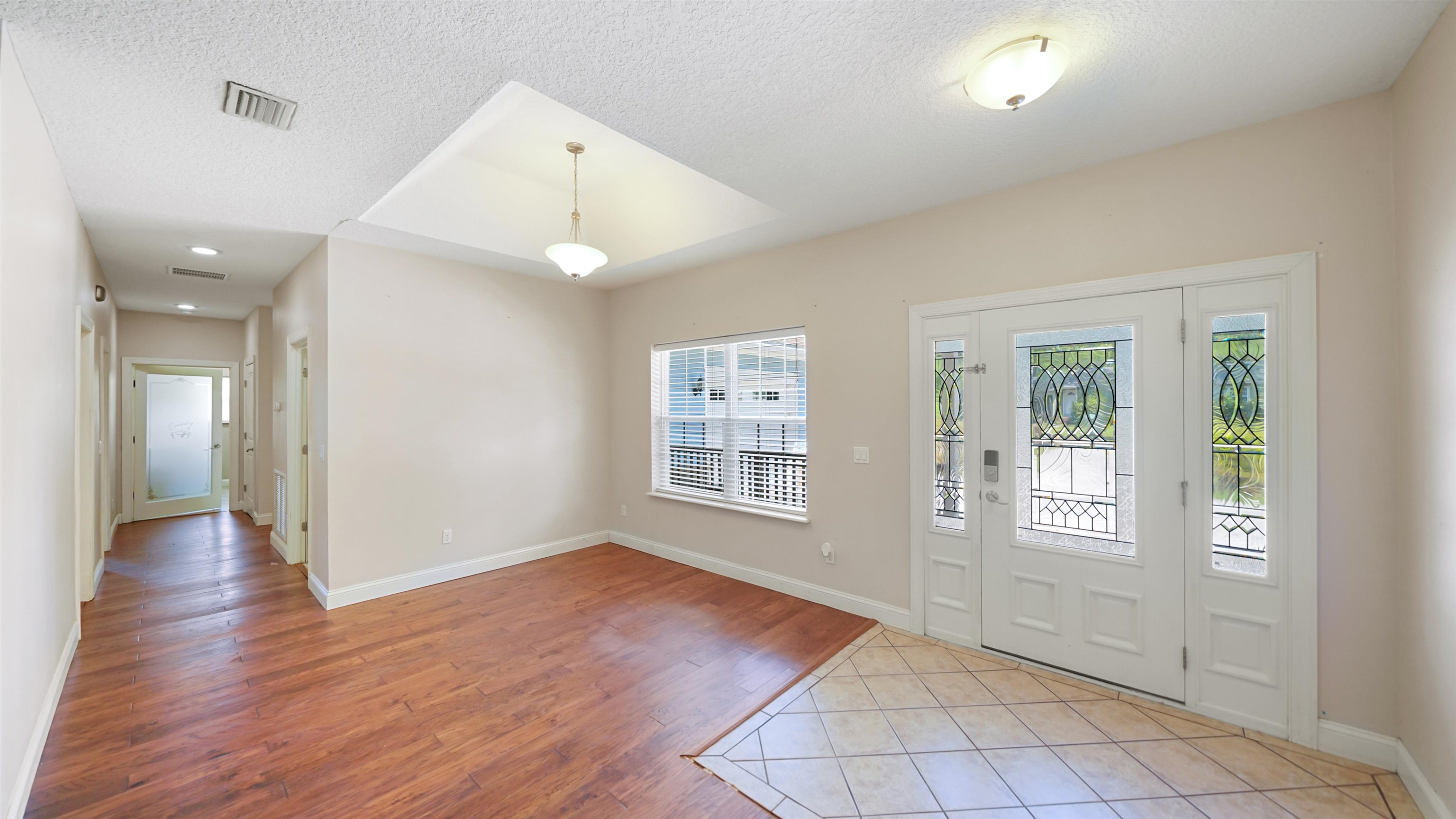 Image 6 of 52 For 2129 Diana Dr