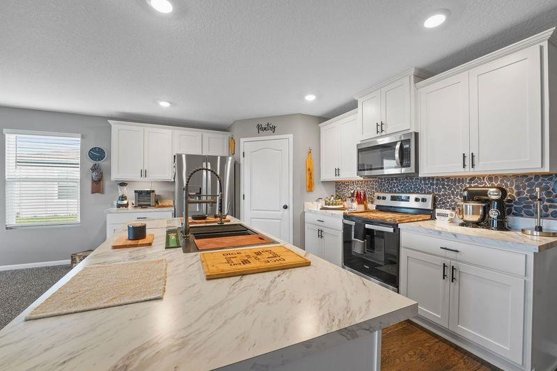 Image 10 of 57 For 2777 Oak Stream Drive