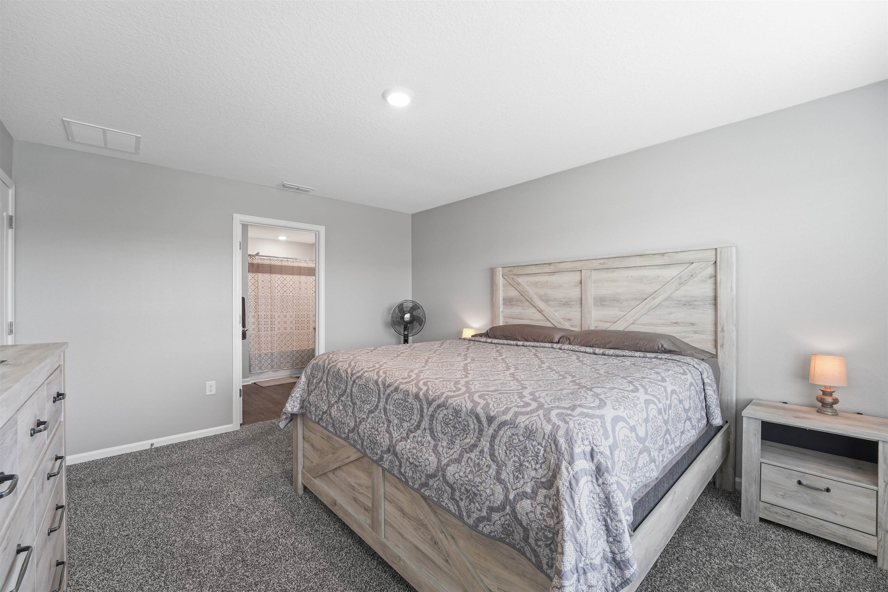 Image 14 of 57 For 2777 Oak Stream Drive