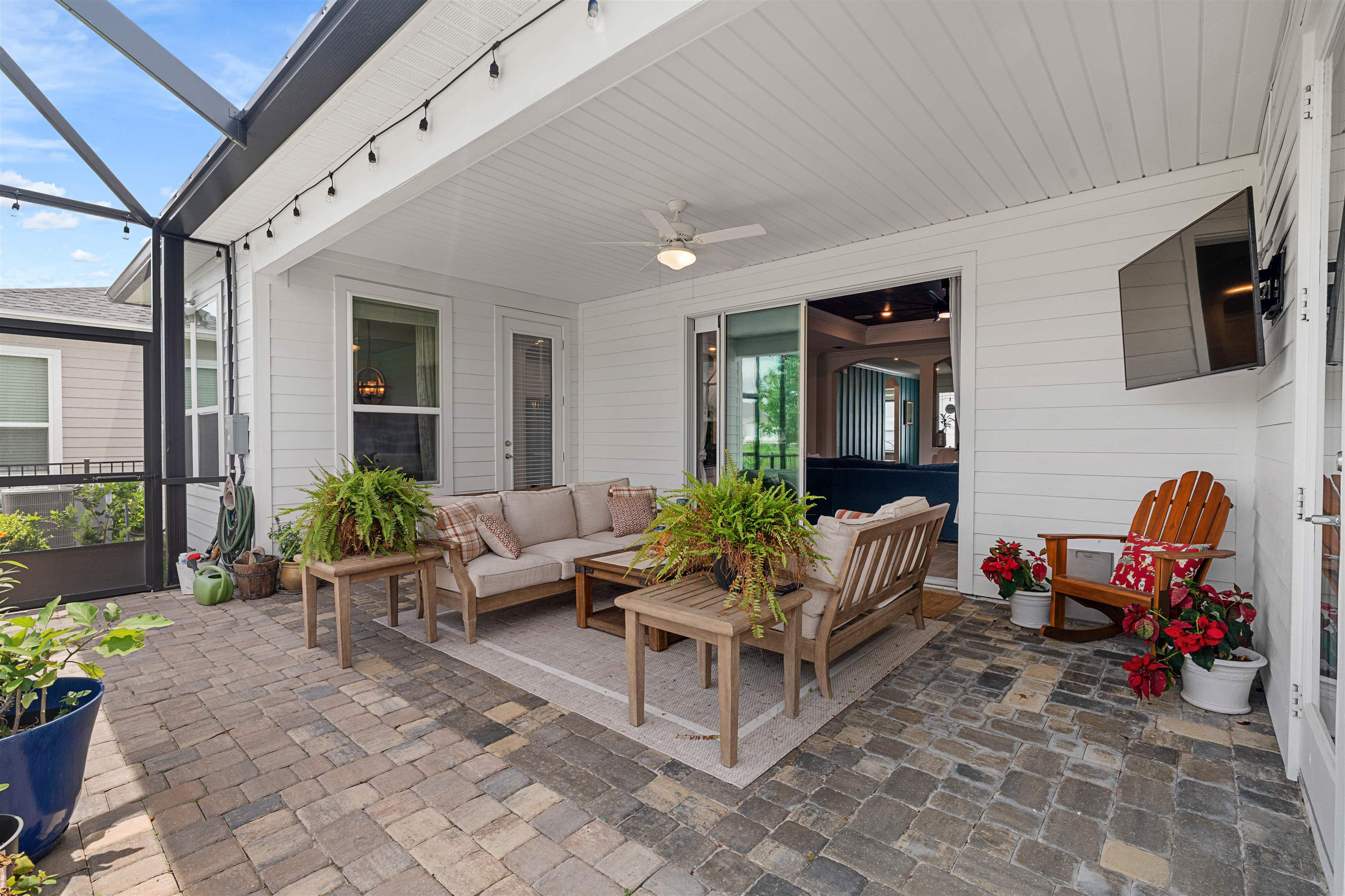 Image 30 of 41 For 181 Country Fern Dr