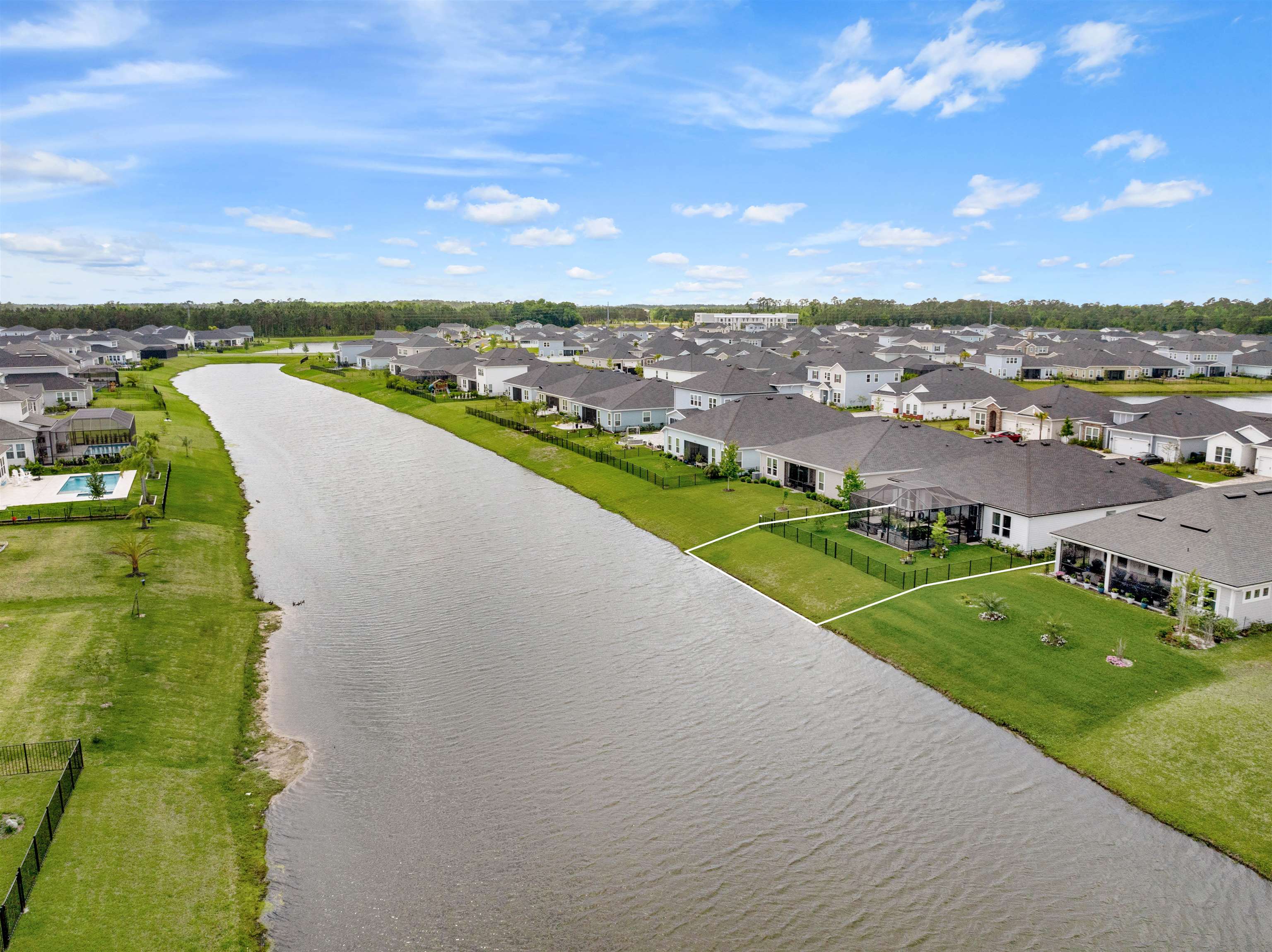 Image 32 of 41 For 181 Country Fern Dr