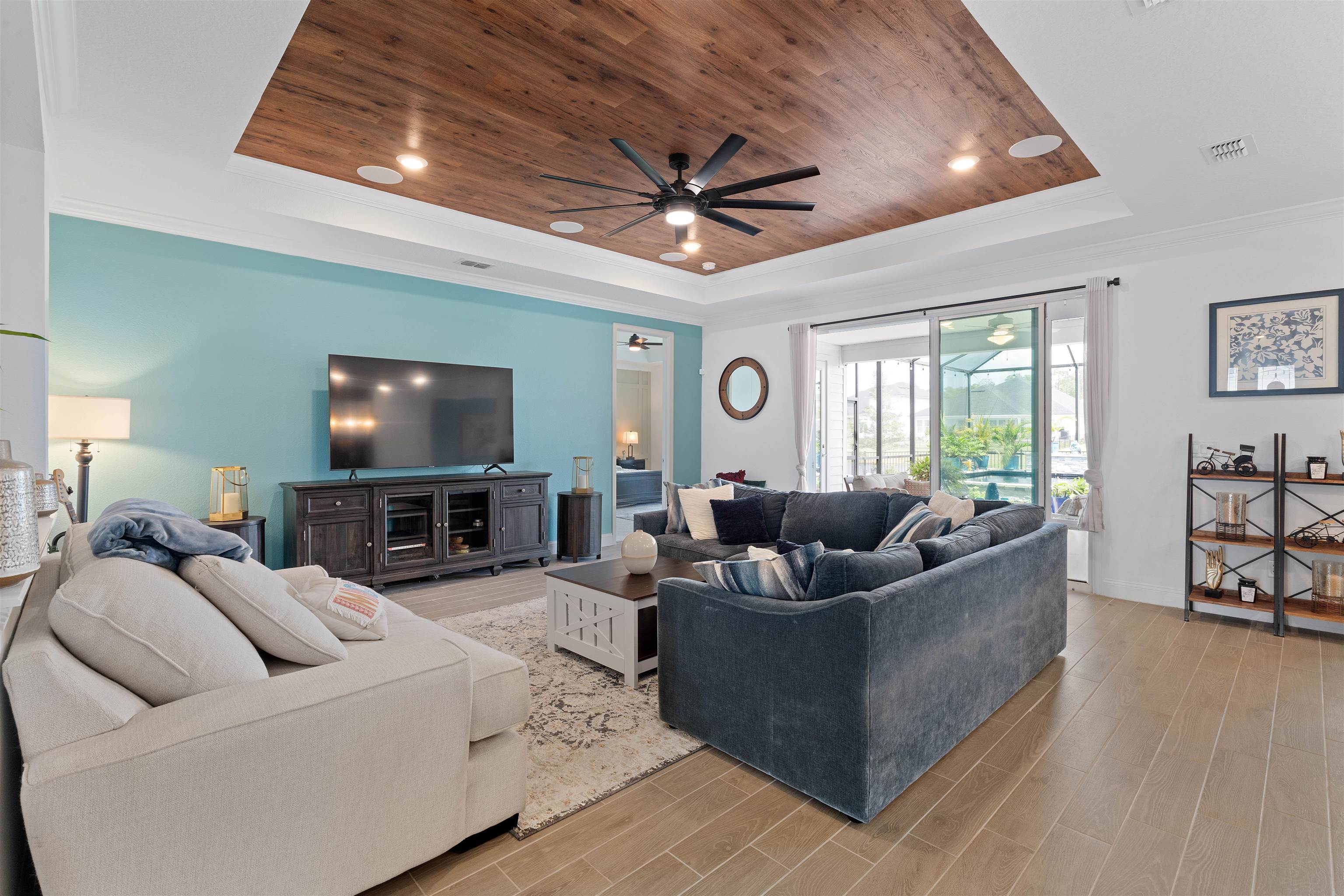 Image 9 of 41 For 181 Country Fern Dr