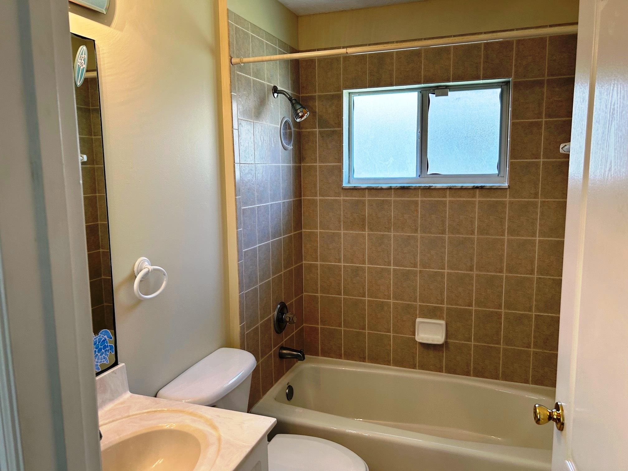 Image 15 of 32 For 972 Windward Way