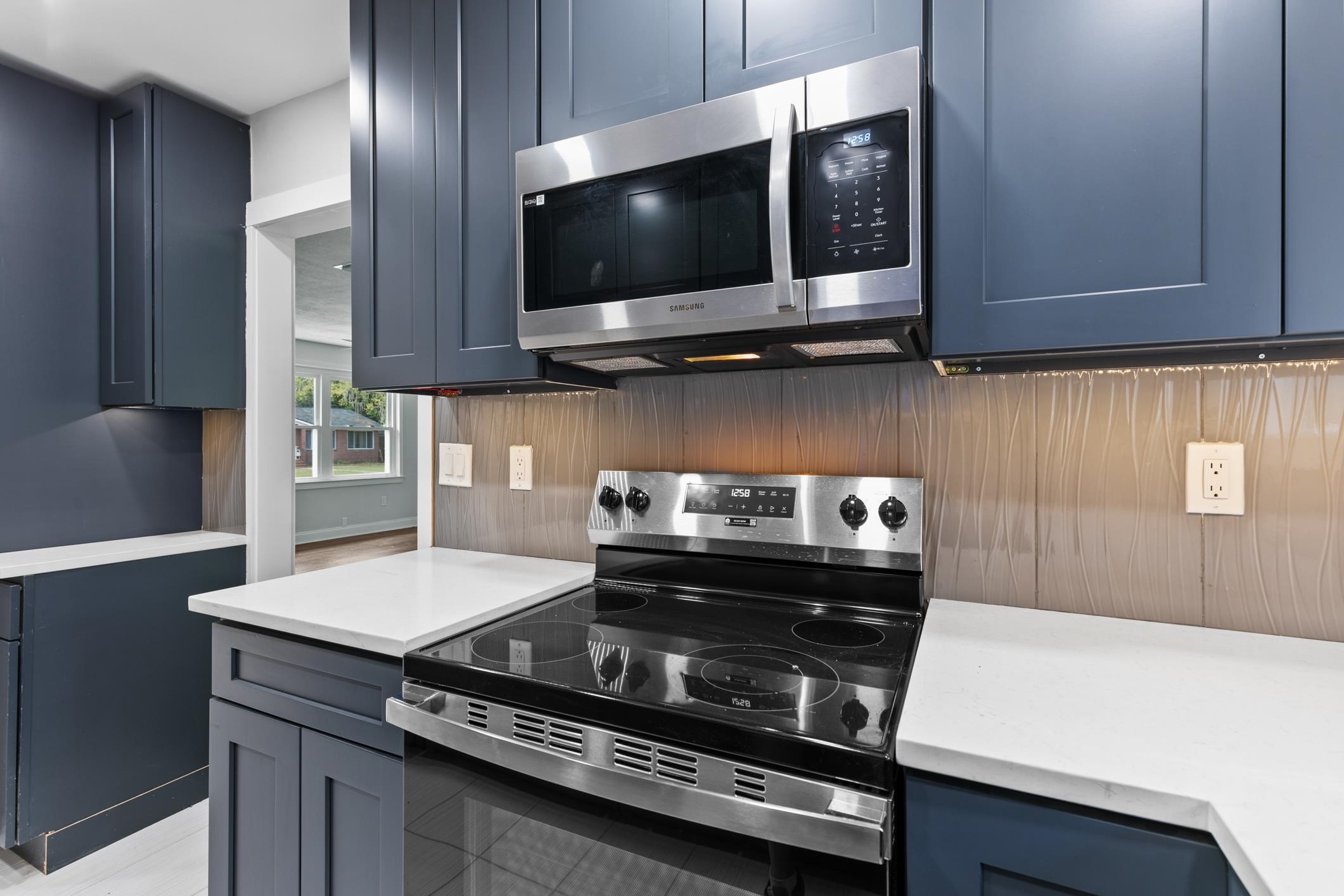 Image 17 of 47 For 4183 Birmingham Rd