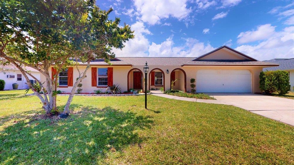 Image 2 of 59 For 10 Coral Reef Ct