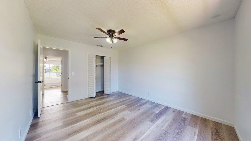 Image 27 of 59 For 10 Coral Reef Ct