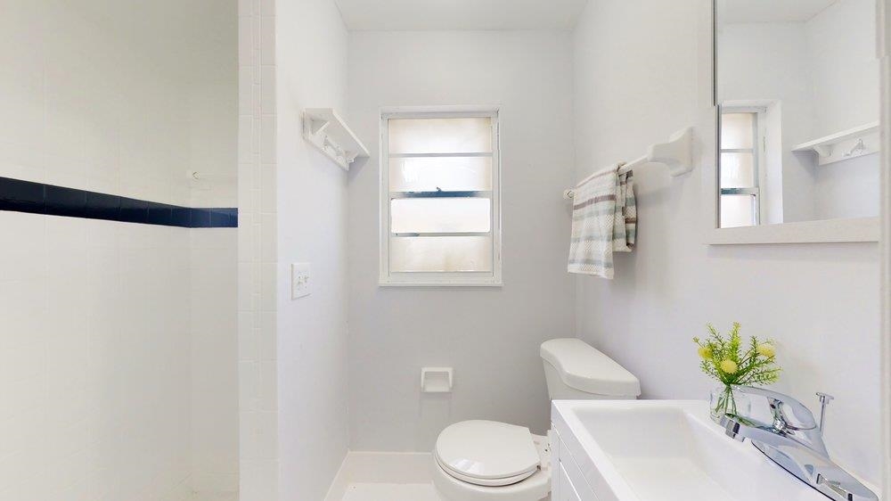 Image 40 of 59 For 10 Coral Reef Ct