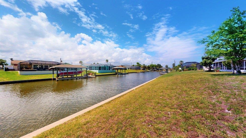 Image 45 of 59 For 10 Coral Reef Ct