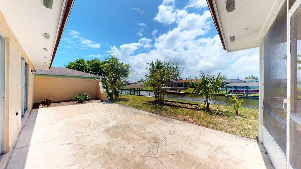 Image 46 of 59 For 10 Coral Reef Ct
