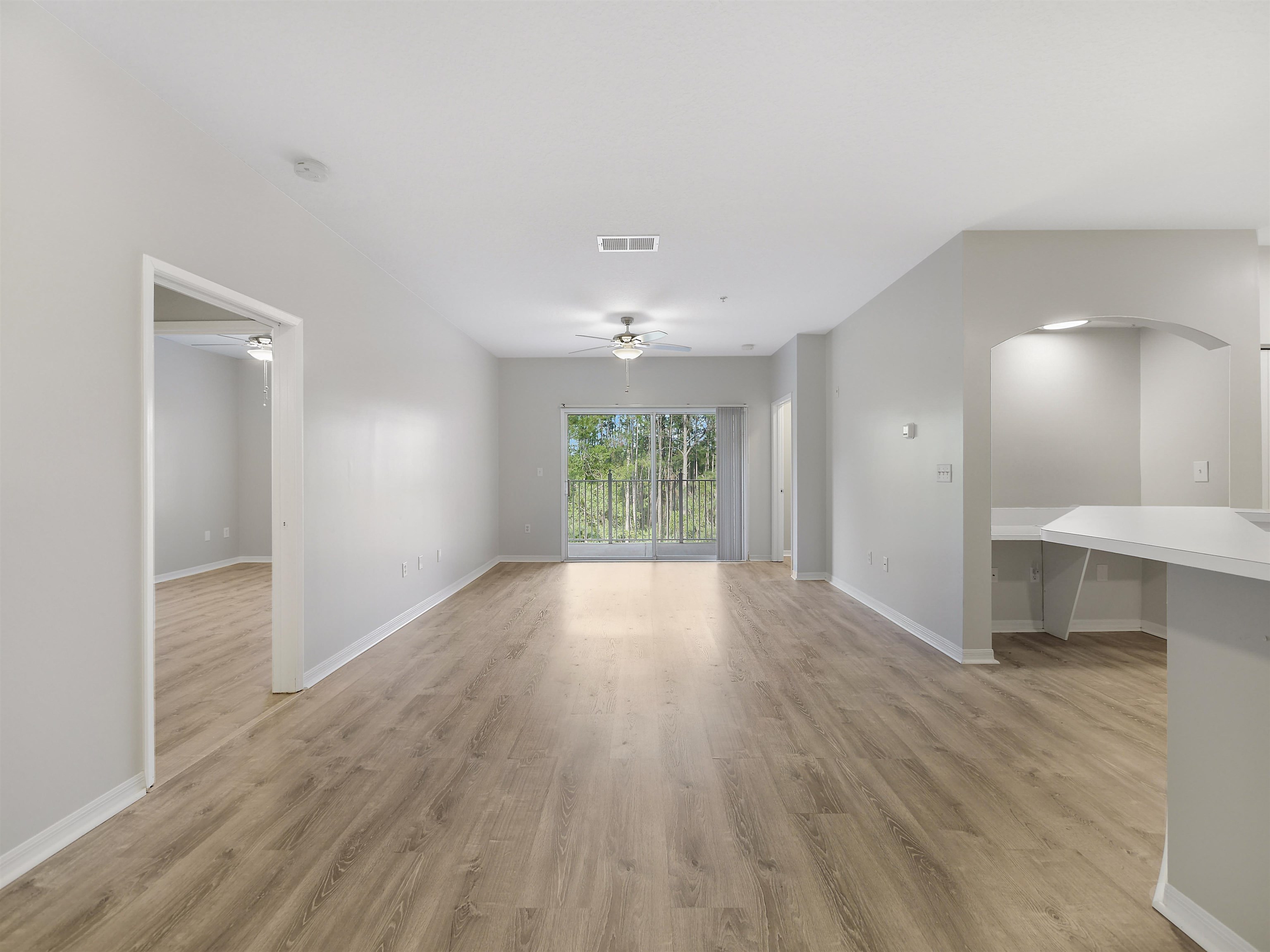 Image 10 of 44 For 520 Florida Club Blvd  310