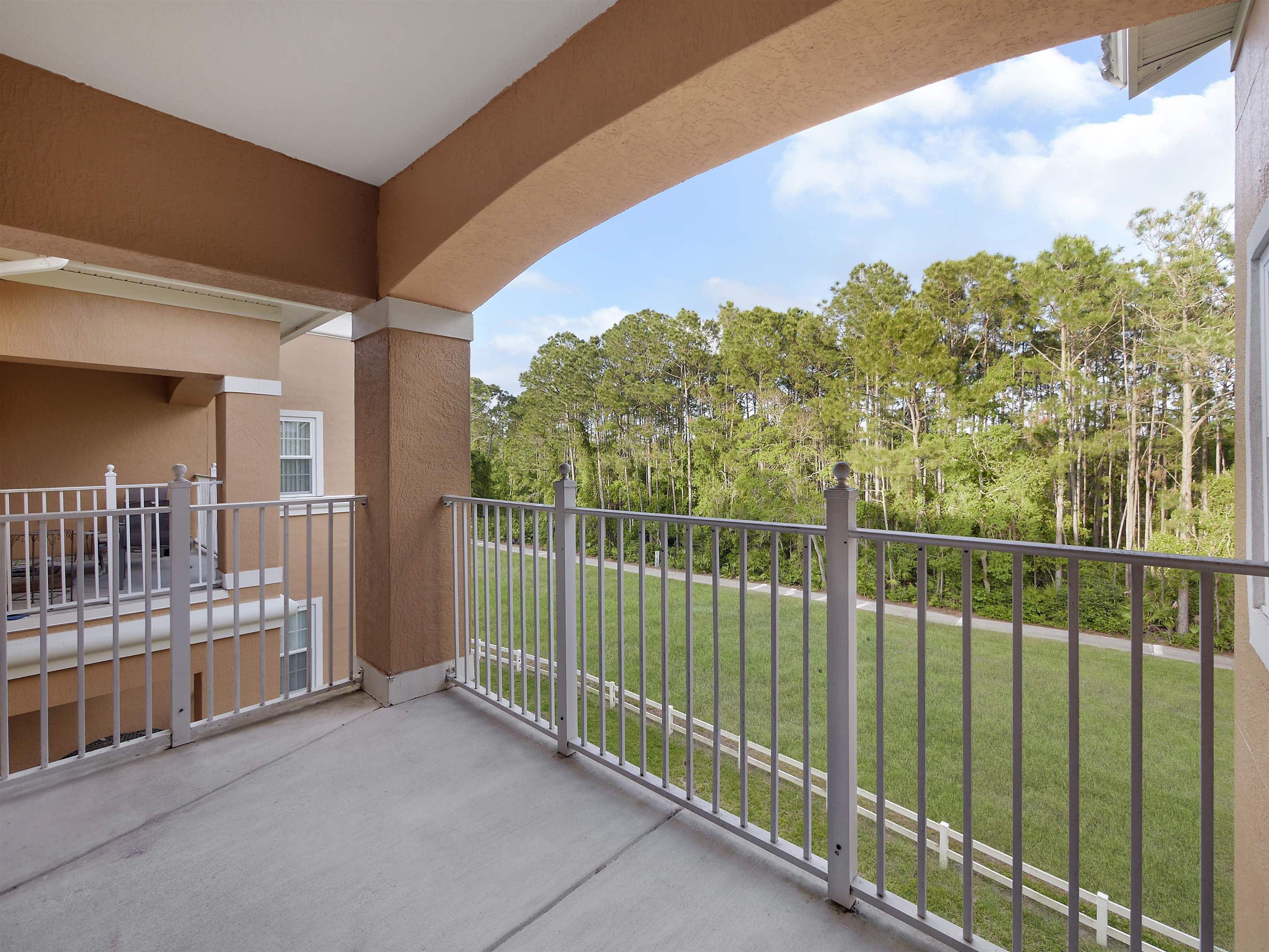 Image 25 of 44 For 520 Florida Club Blvd  310