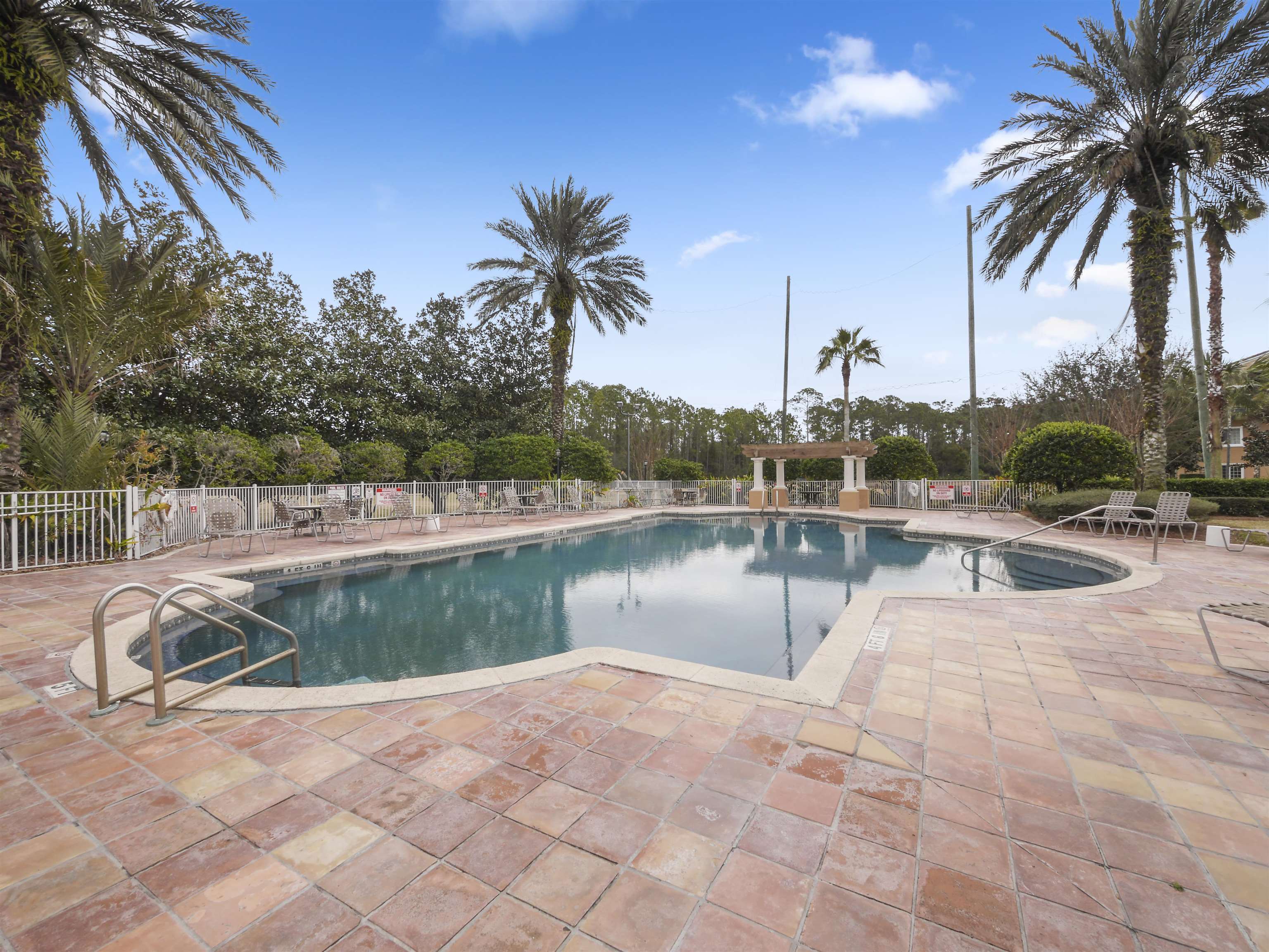 Image 35 of 44 For 520 Florida Club Blvd  310