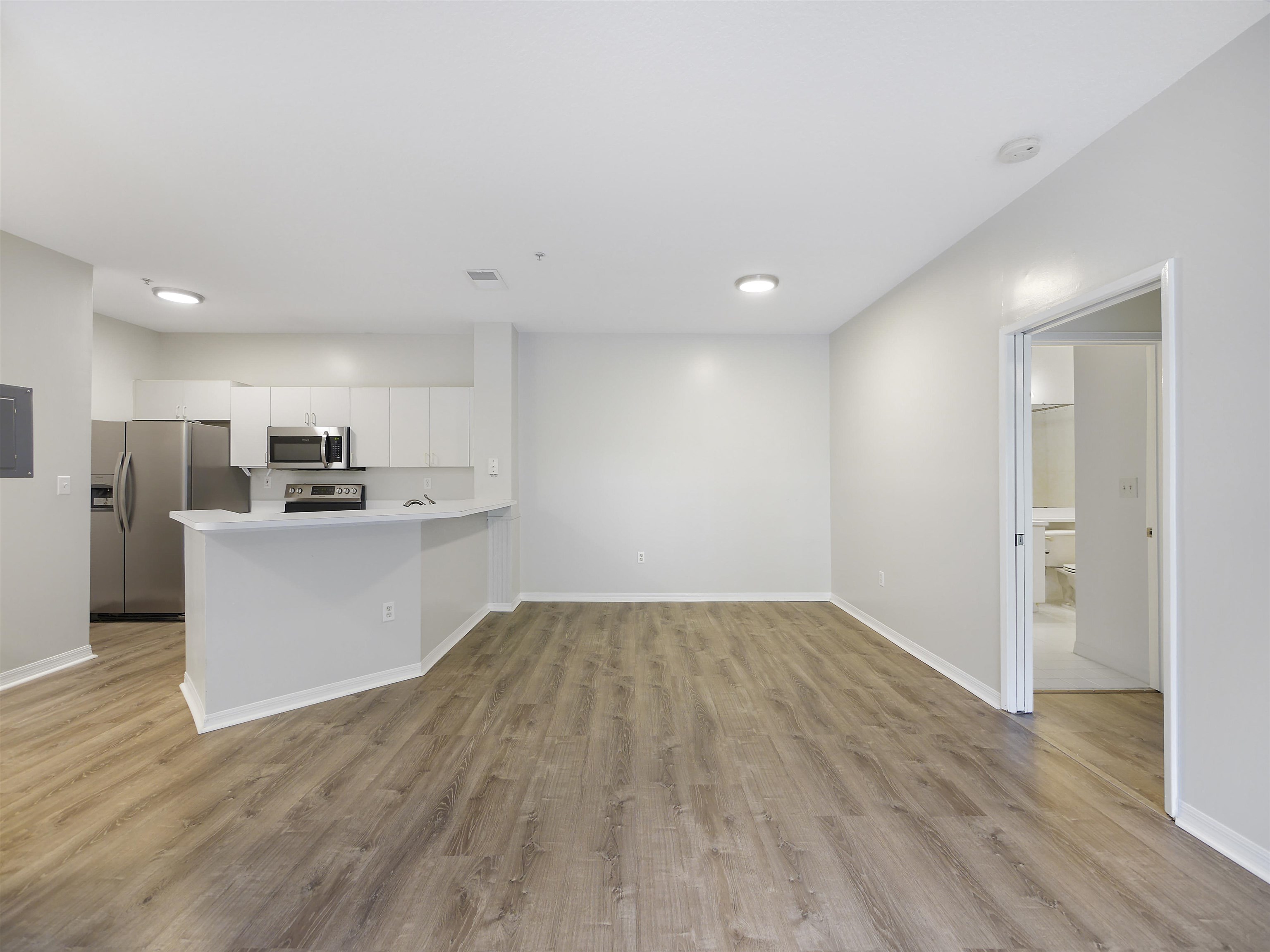 Image 9 of 44 For 520 Florida Club Blvd  310
