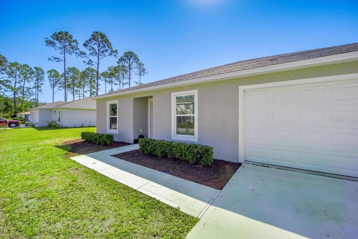 Details for 10 Post Oak Ln, Palm Coast, FL 32164