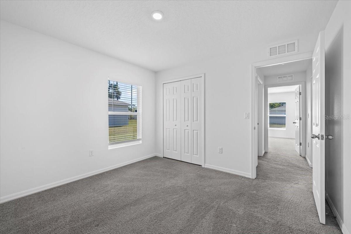 Image 32 of 34 For 10 Post Oak Ln