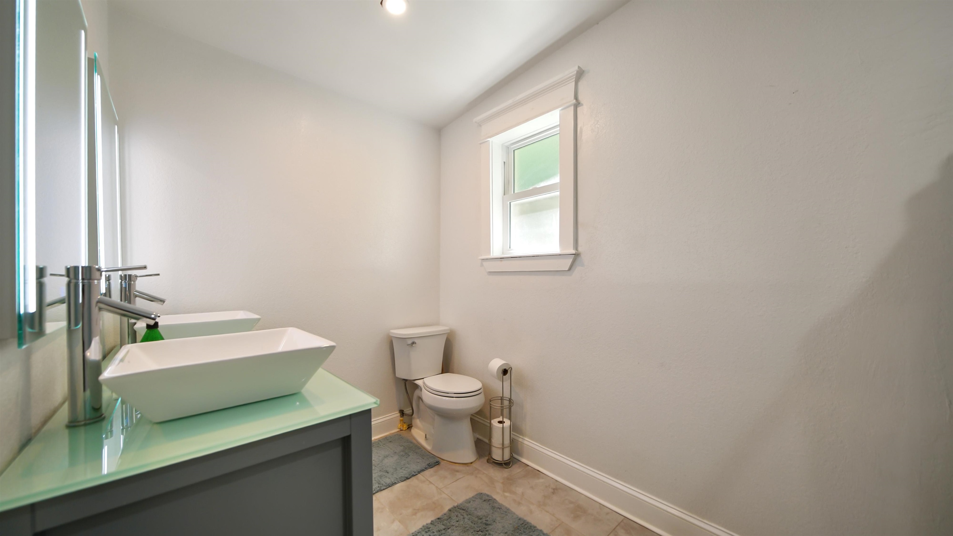 Image 16 of 31 For 1220 Mull St