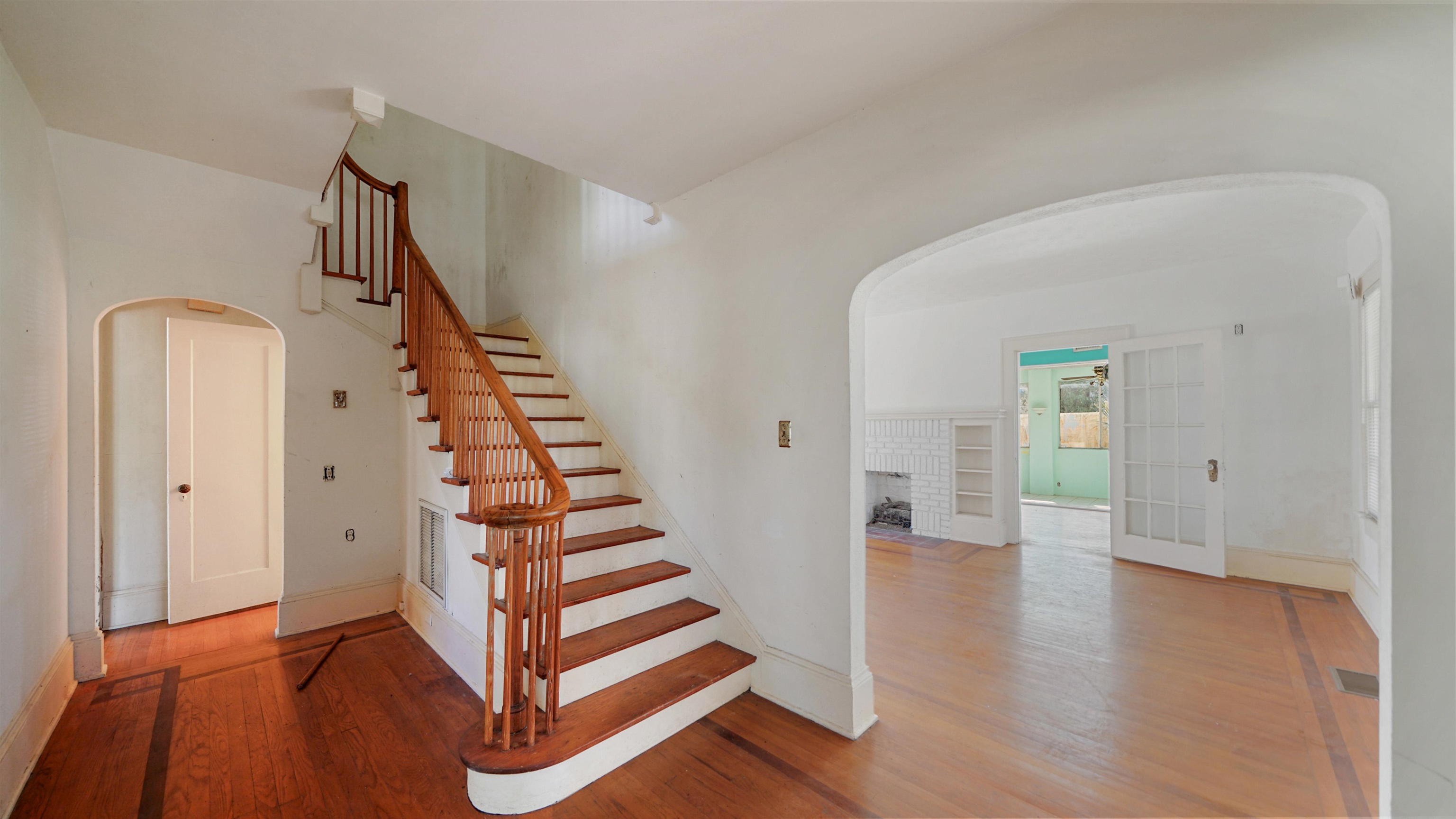 Image 10 of 47 For 1493 Edgewood Ave S