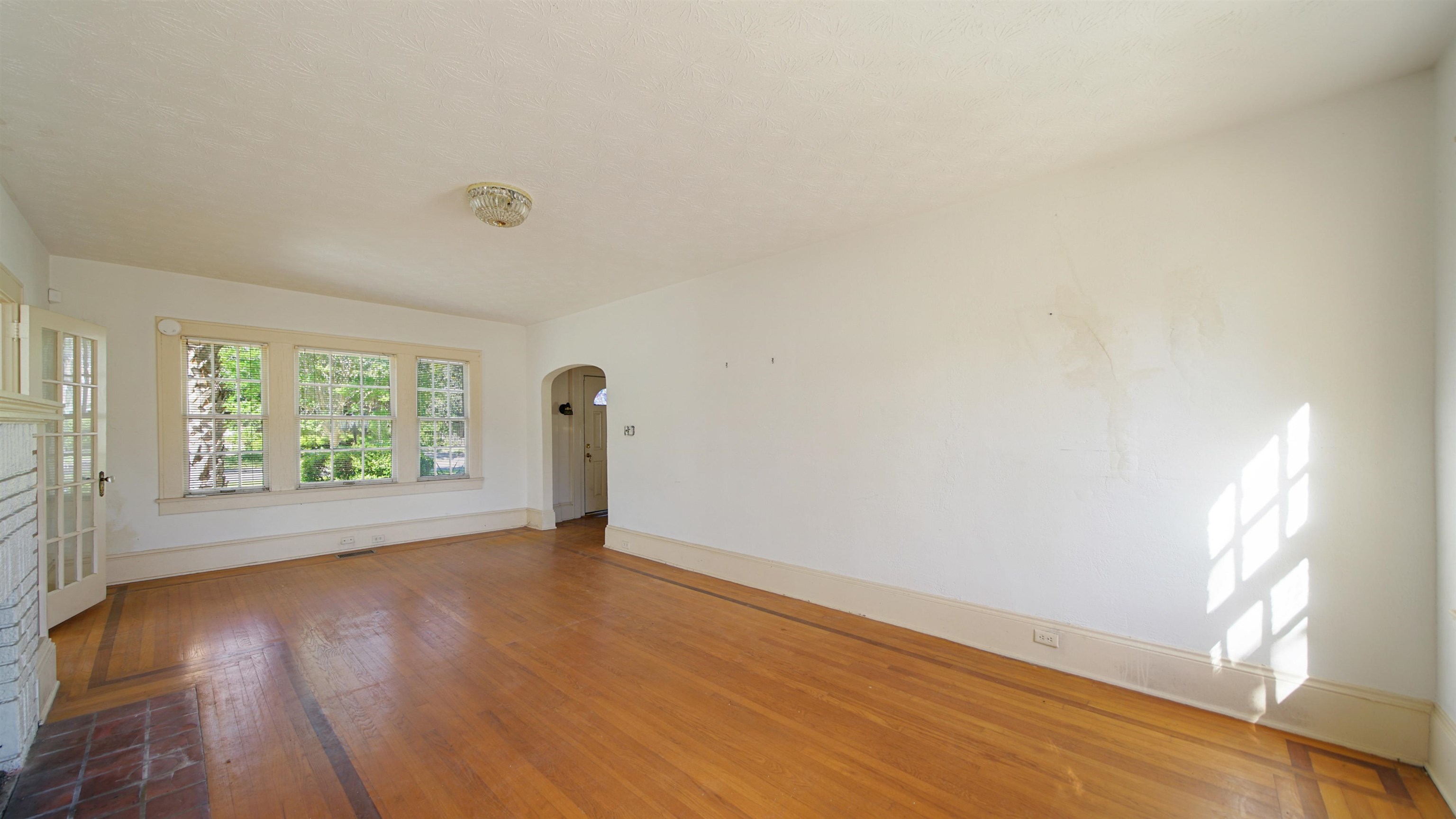 Image 11 of 47 For 1493 Edgewood Ave S