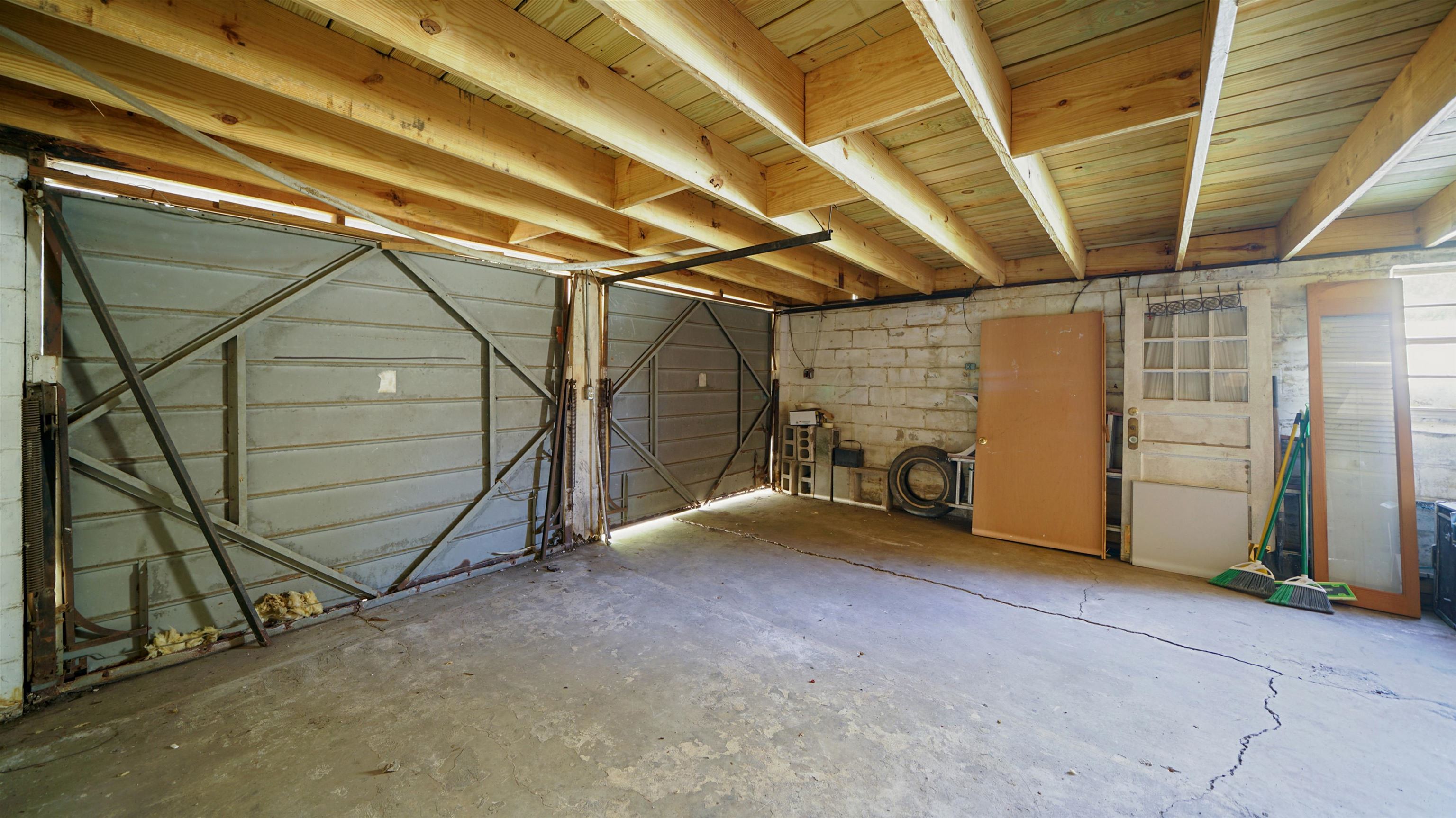 Image 35 of 47 For 1493 Edgewood Ave S