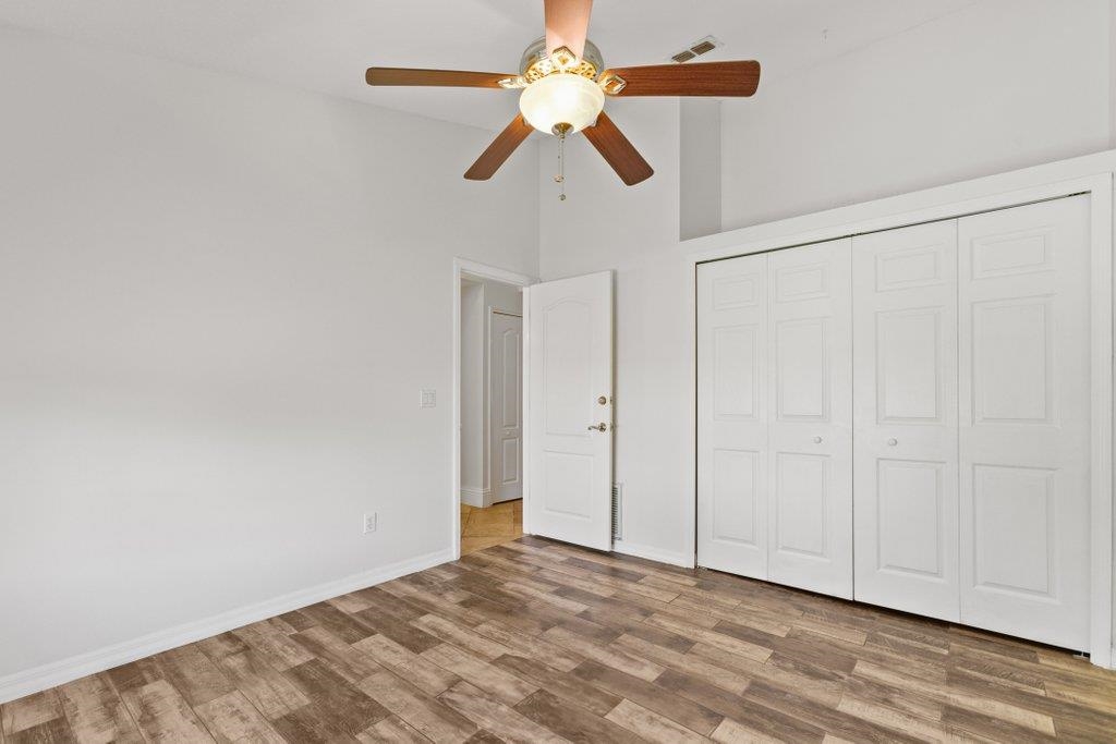 Image 30 of 54 For 1417 Central Ave N