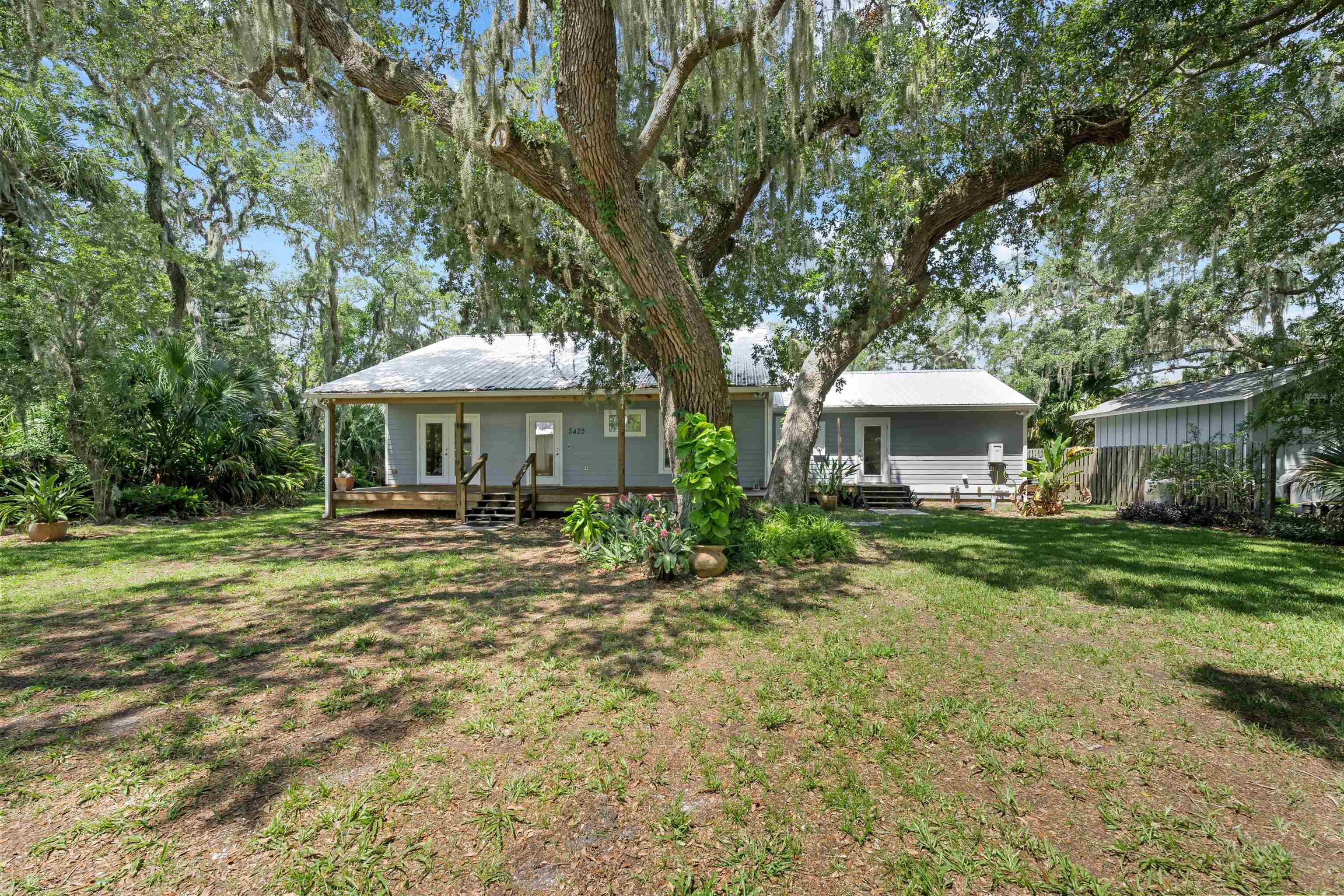 Image 18 of 48 For 5425 Windantide Rd