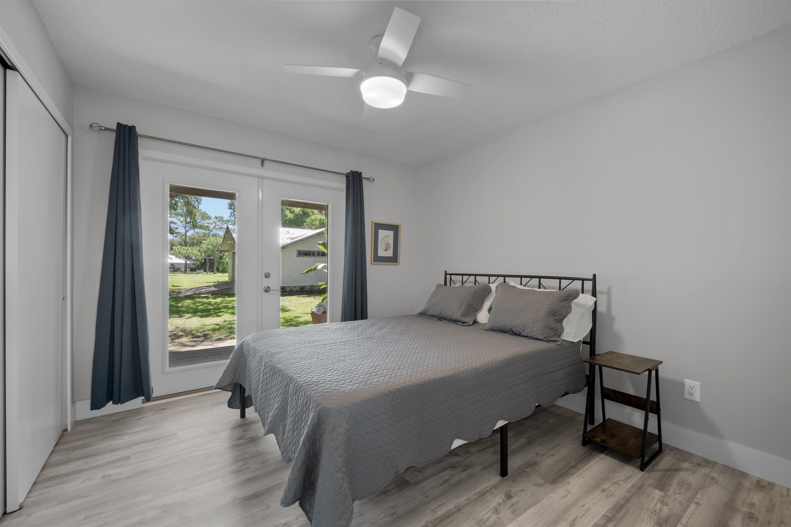 Image 36 of 48 For 5425 Windantide Rd