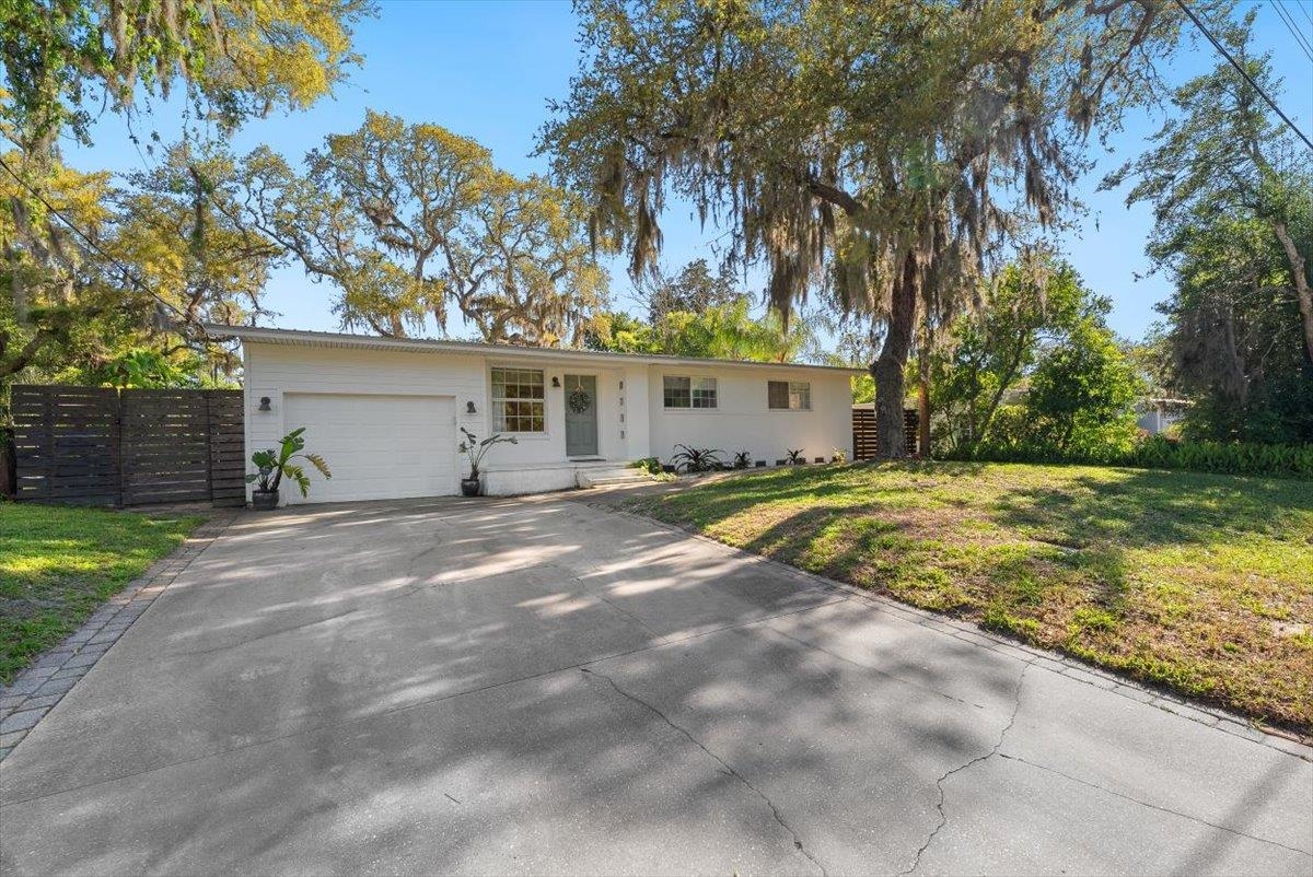 Image 2 of 71 For 22 Madeira Dr