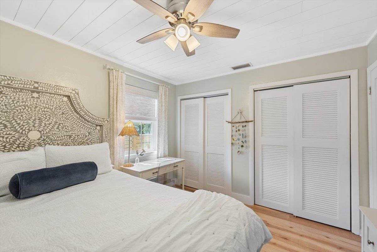 Image 46 of 71 For 22 Madeira Dr