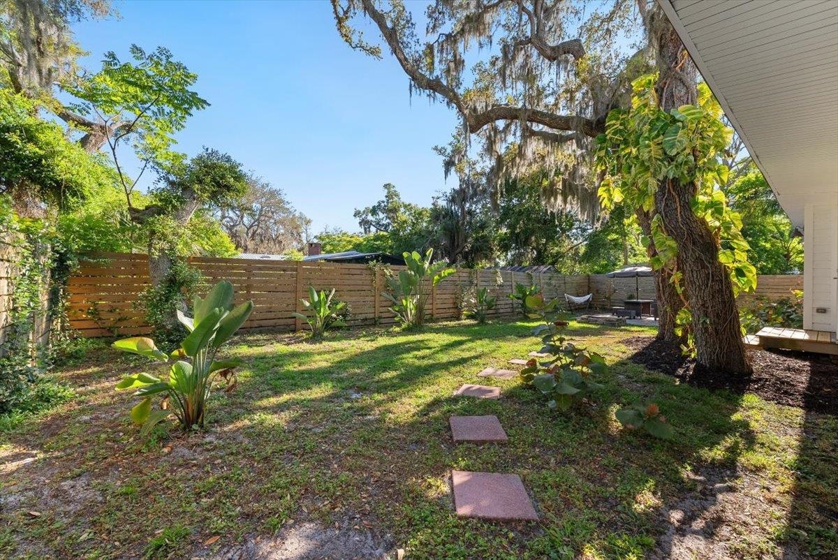 Image 58 of 71 For 22 Madeira Dr