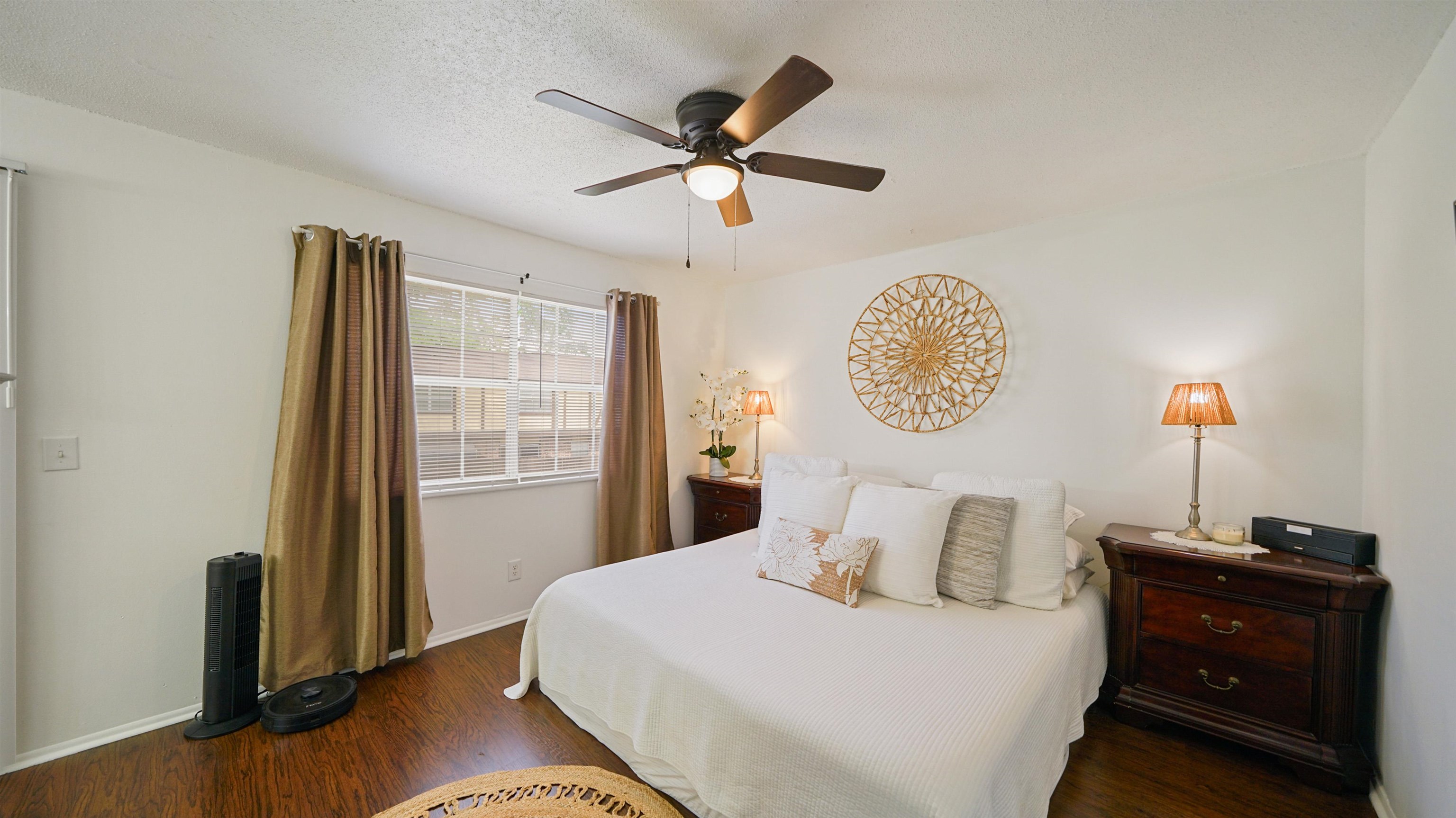 Image 14 of 41 For 4815 Windrush Ln  C-3-b