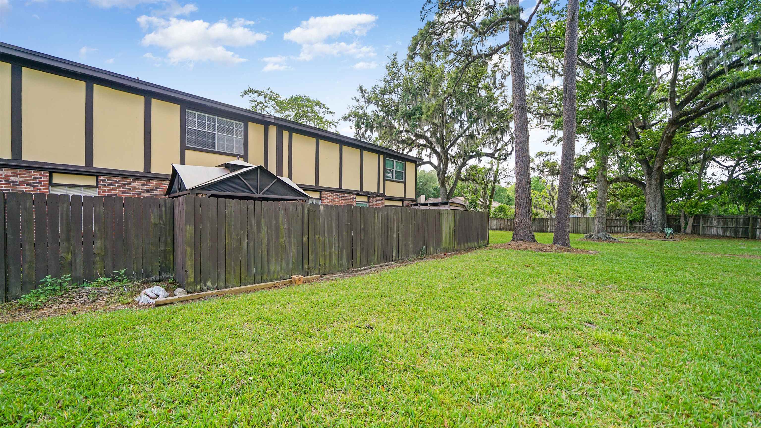 Image 24 of 41 For 4815 Windrush Ln  C-3-b